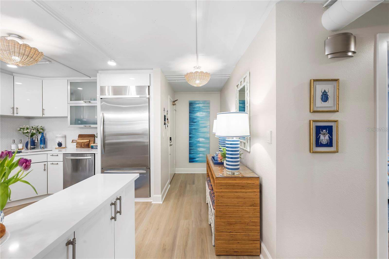 Image 3 of 31 For 851 Bayway Boulevard 404