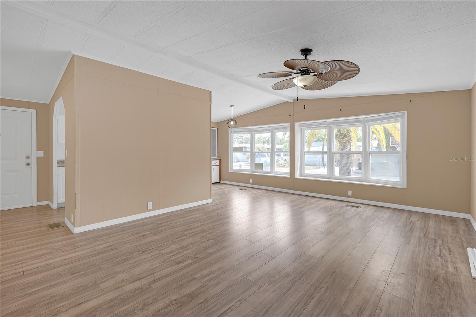 Image 16 of 34 For 11309 Leisure Lane
