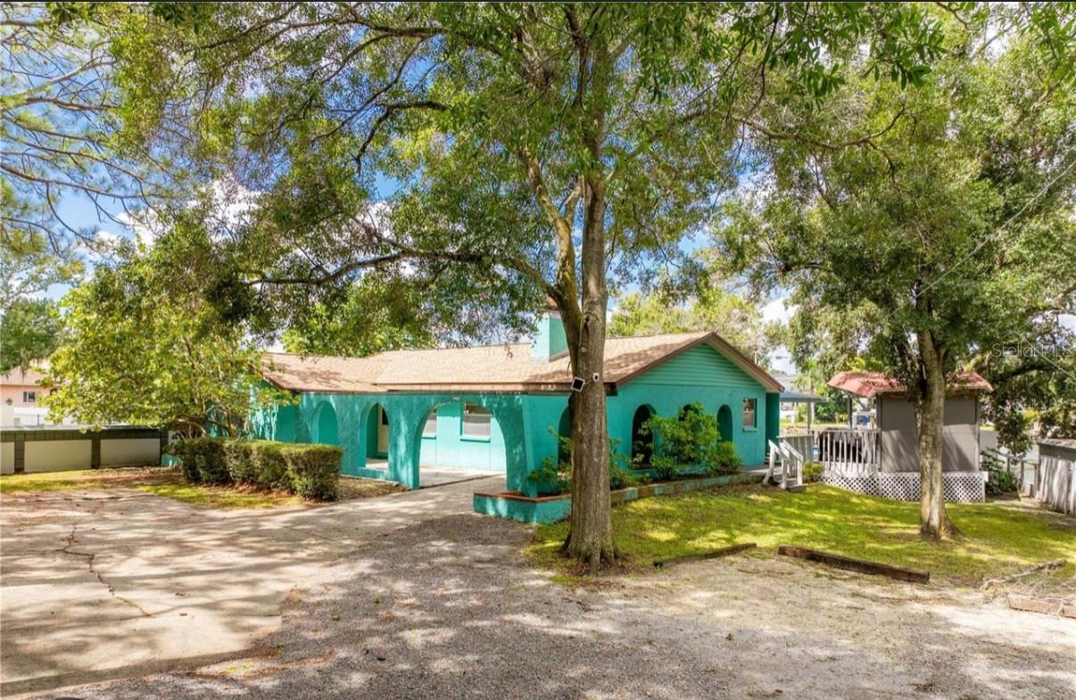 Listing photo id 1 for 1108 Virginia Avenue