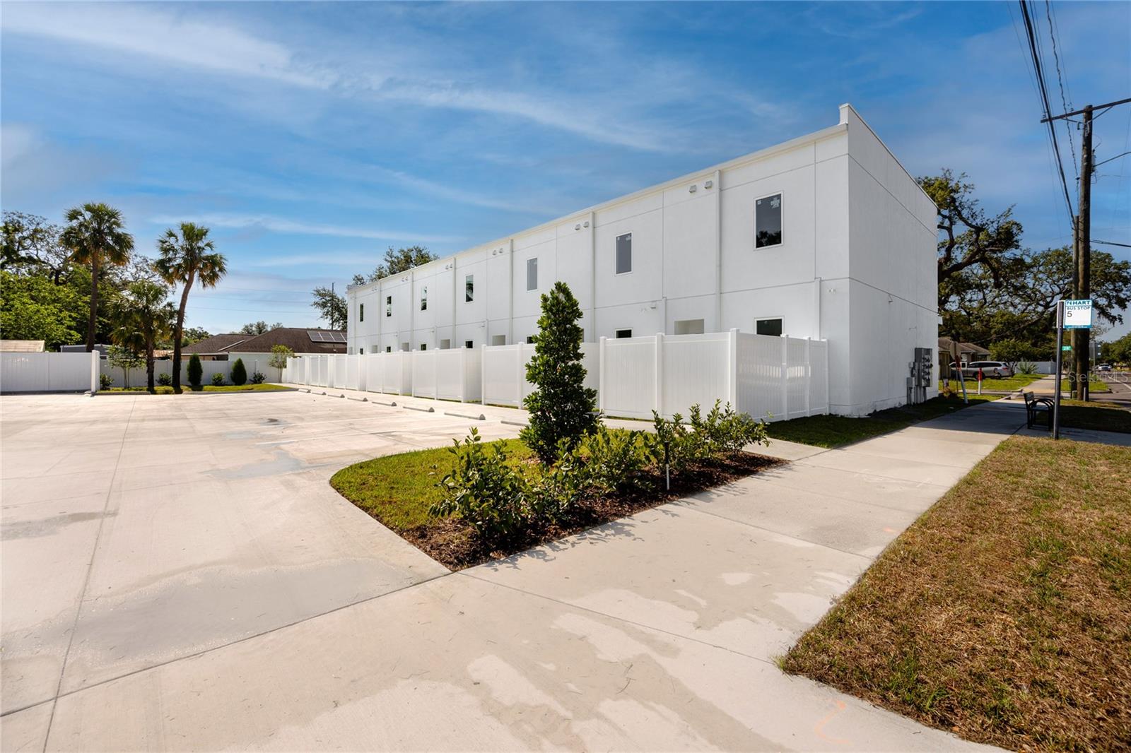 Listing photo id 37 for 3402 28th Avenue 6
