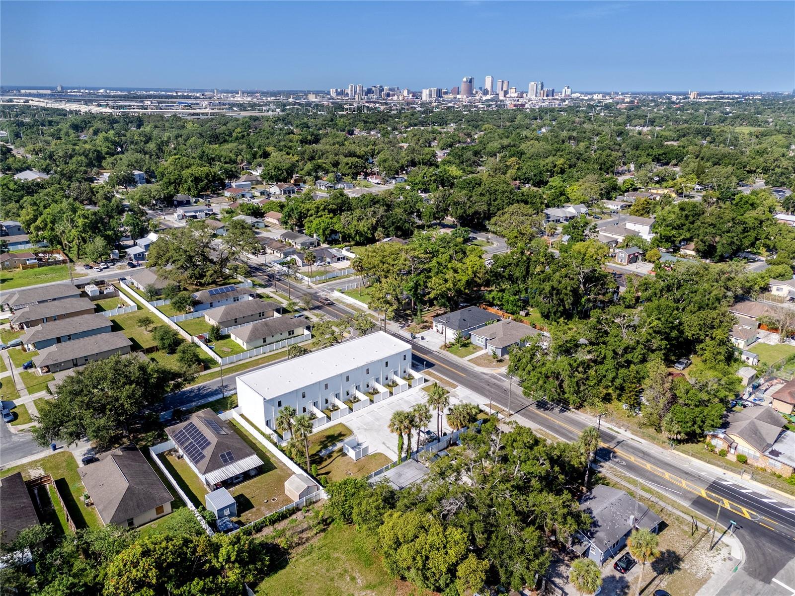 Listing photo id 43 for 3402 28th Avenue 6