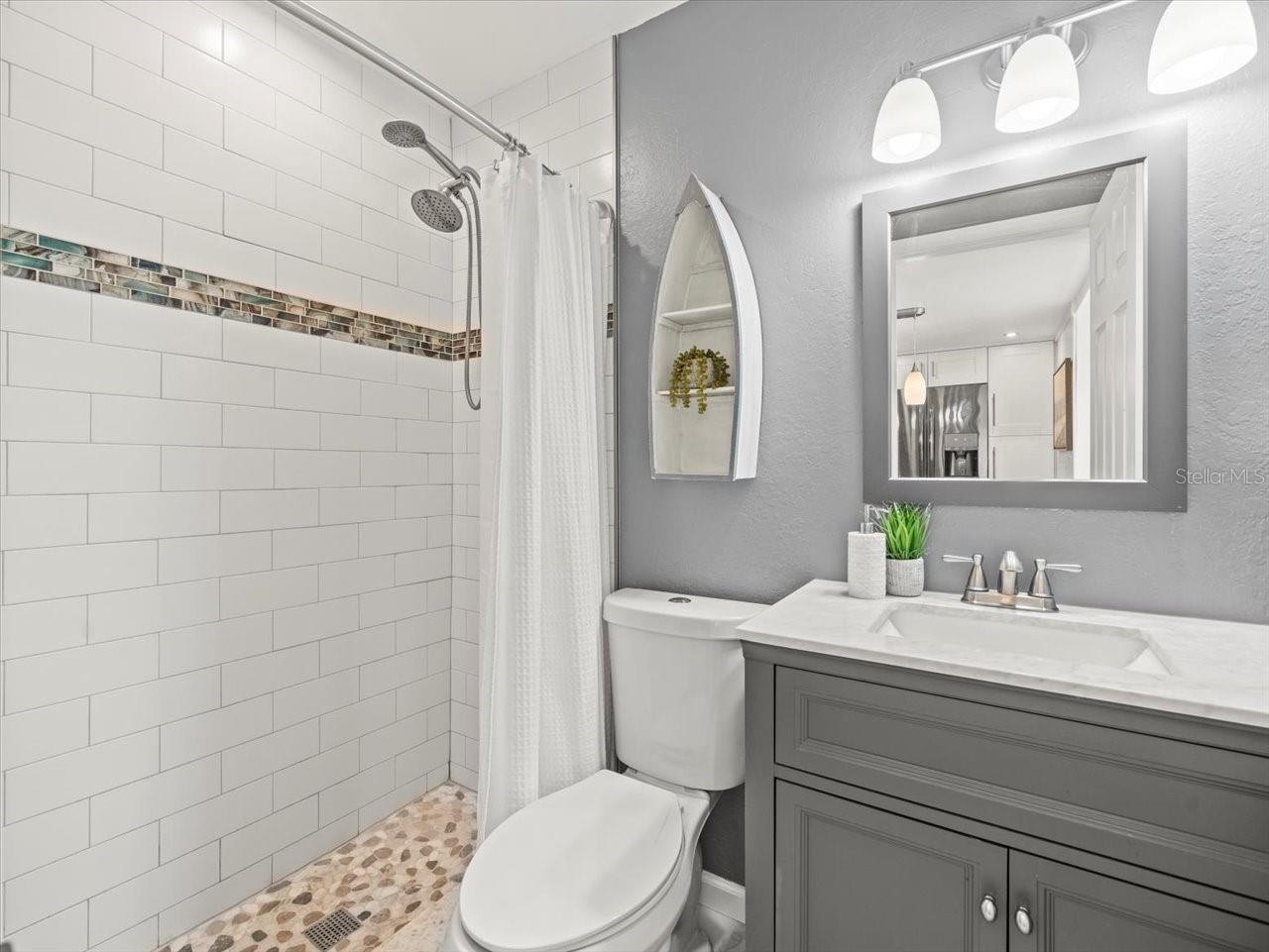 Image 14 of 35 For 619 2nd Street 3