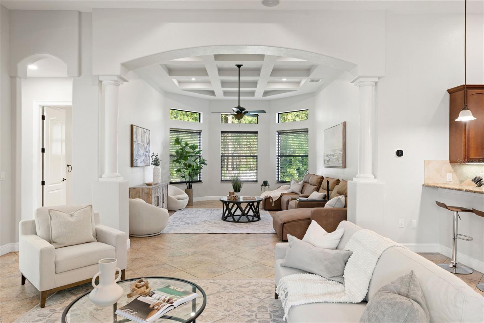 Image 15 of 60 For 17347 Linda Vista Circle