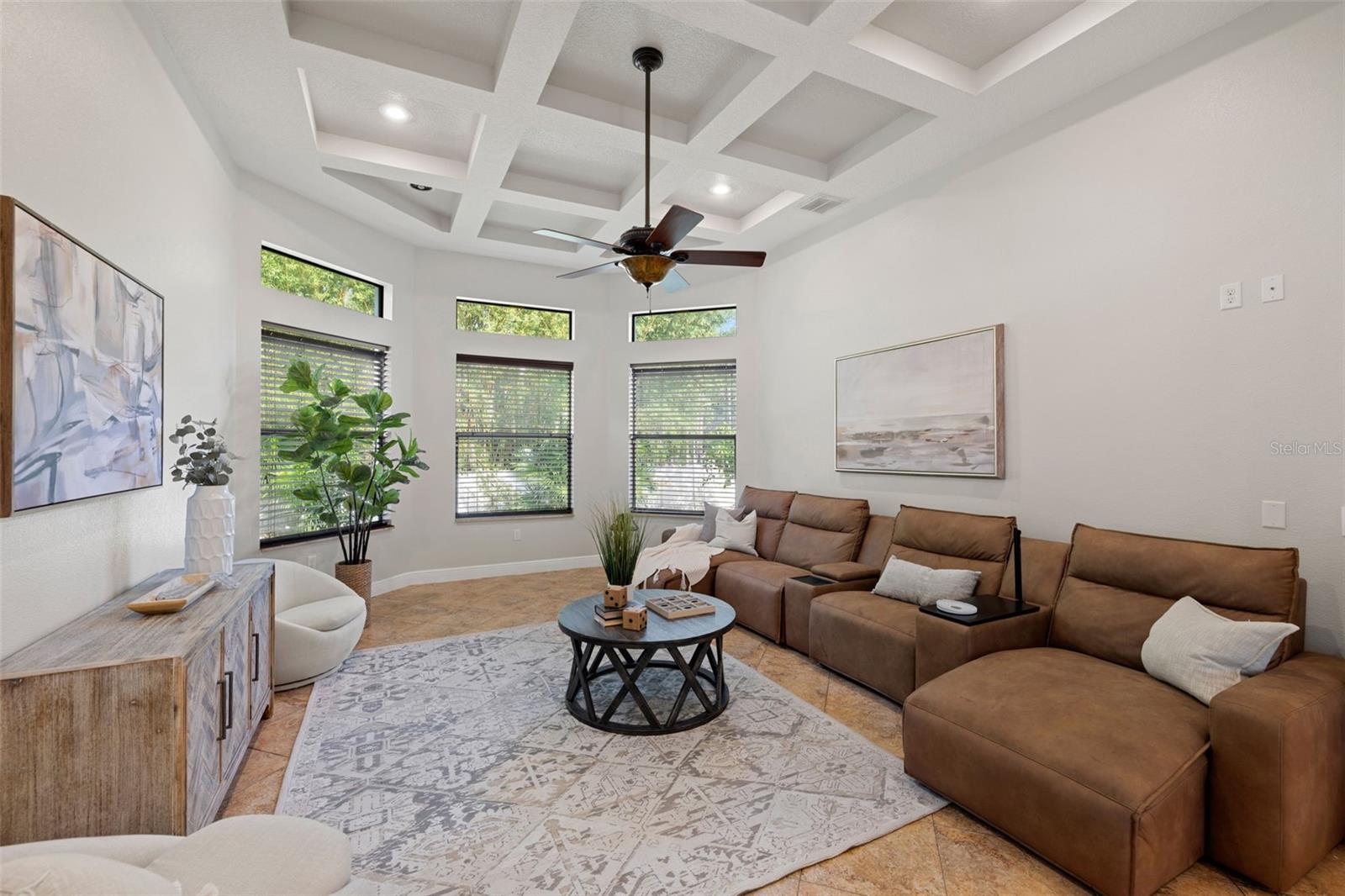 Image 17 of 60 For 17347 Linda Vista Circle