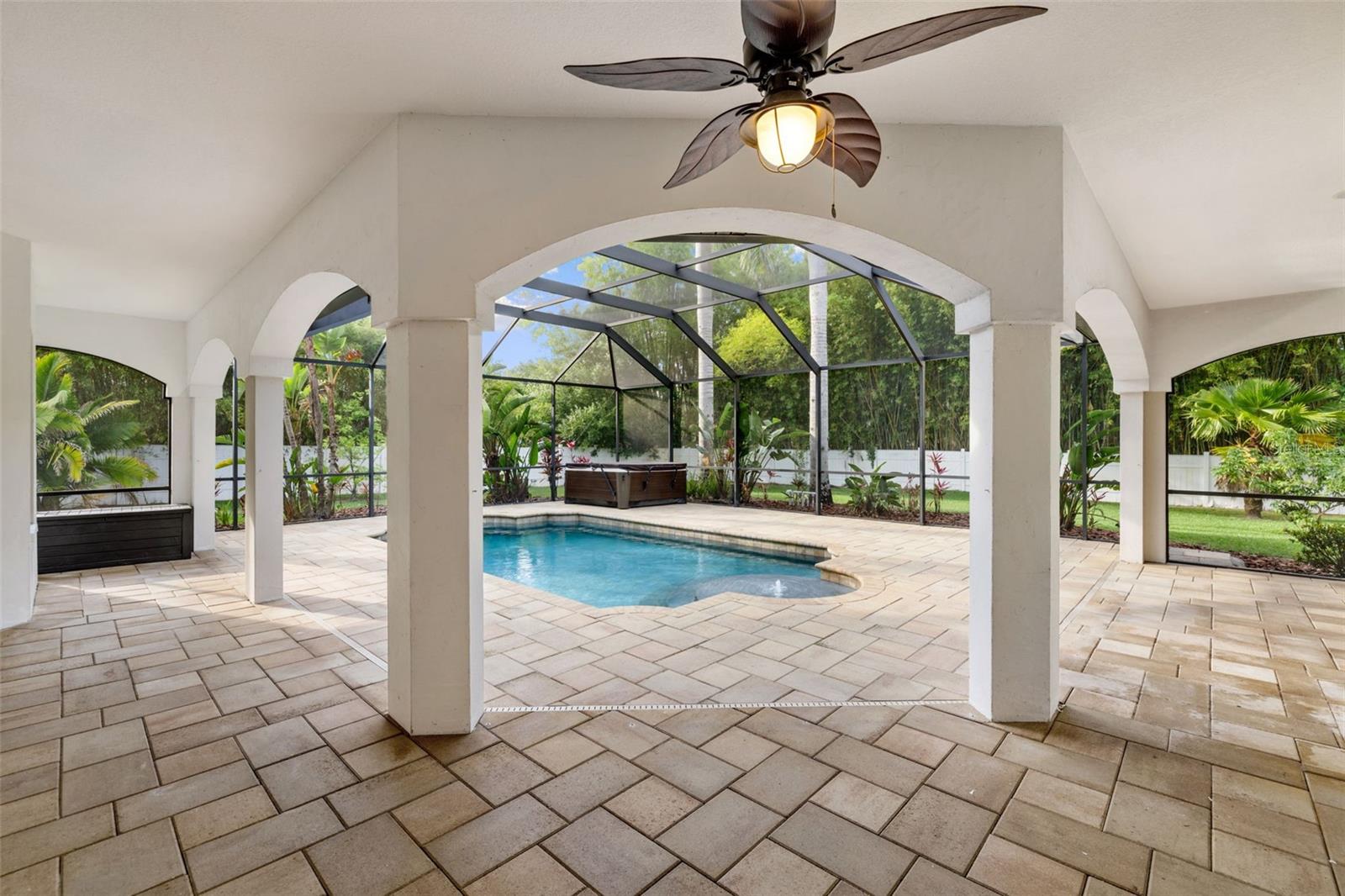 Image 32 of 60 For 17347 Linda Vista Circle