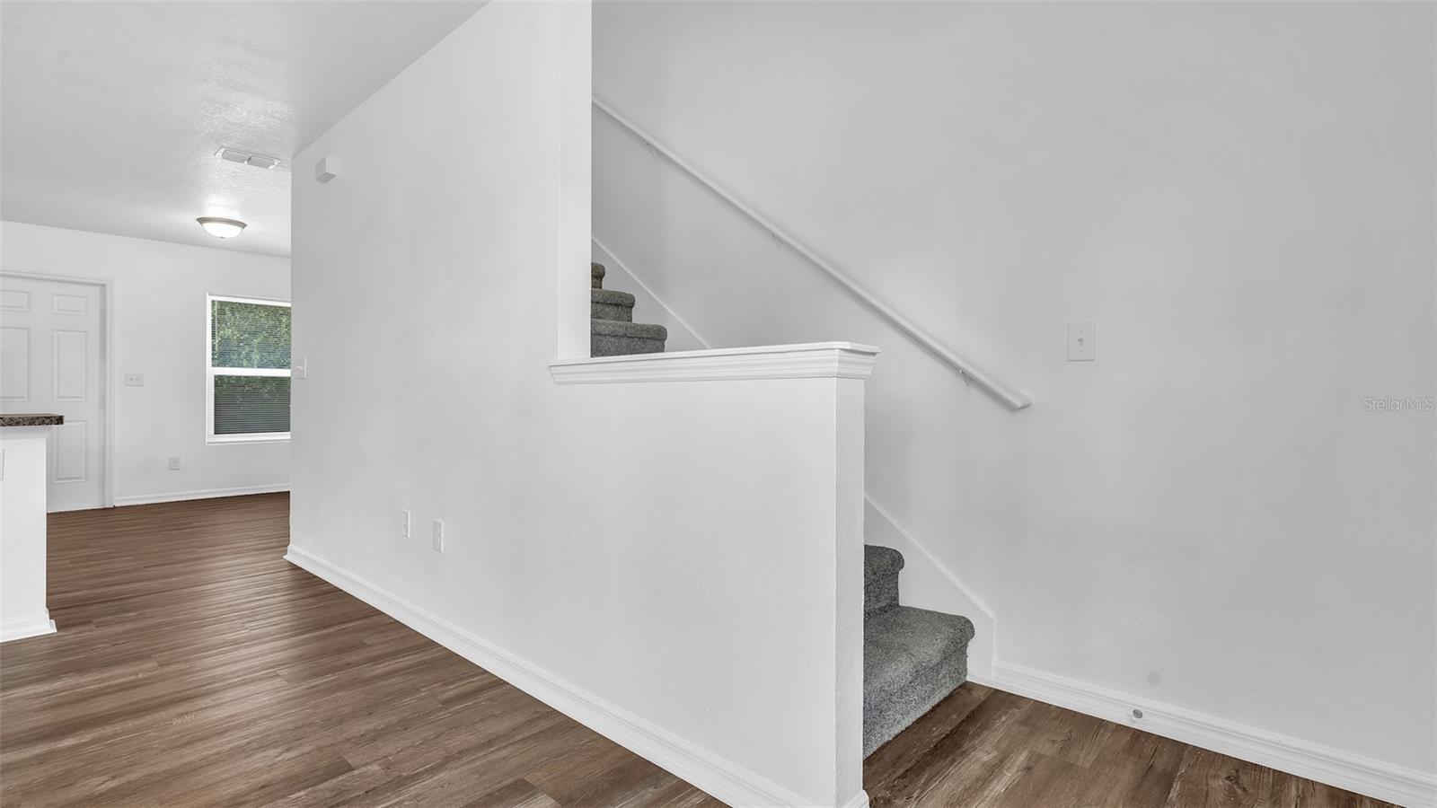 Image 19 of 39 For 6209 Radford Street