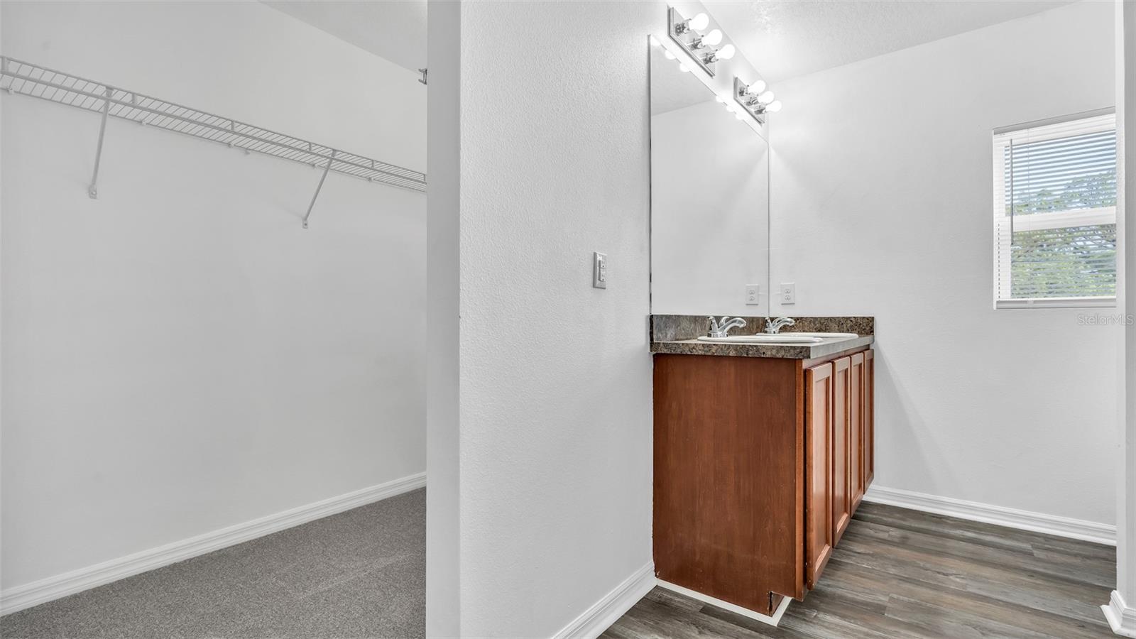 Image 31 of 39 For 6209 Radford Street
