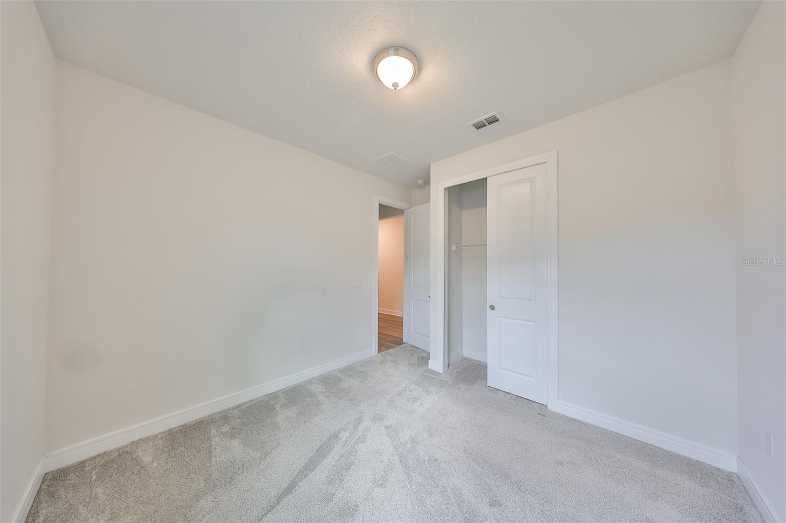 Image 10 of 37 For 36959 Highland Meadows Court