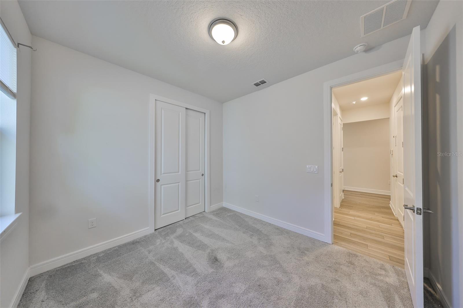 Image 14 of 37 For 36959 Highland Meadows Court