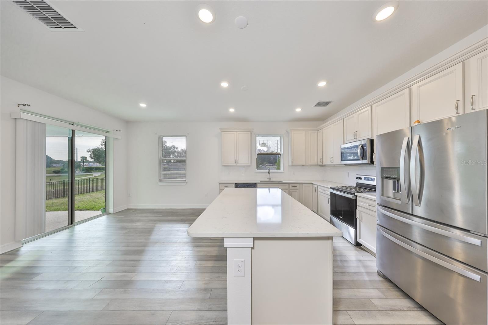 Image 16 of 37 For 36959 Highland Meadows Court