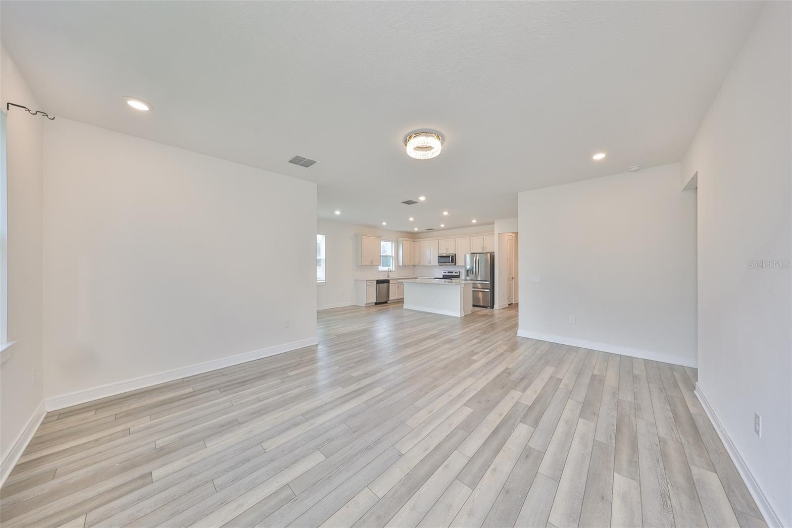 Image 24 of 37 For 36959 Highland Meadows Court