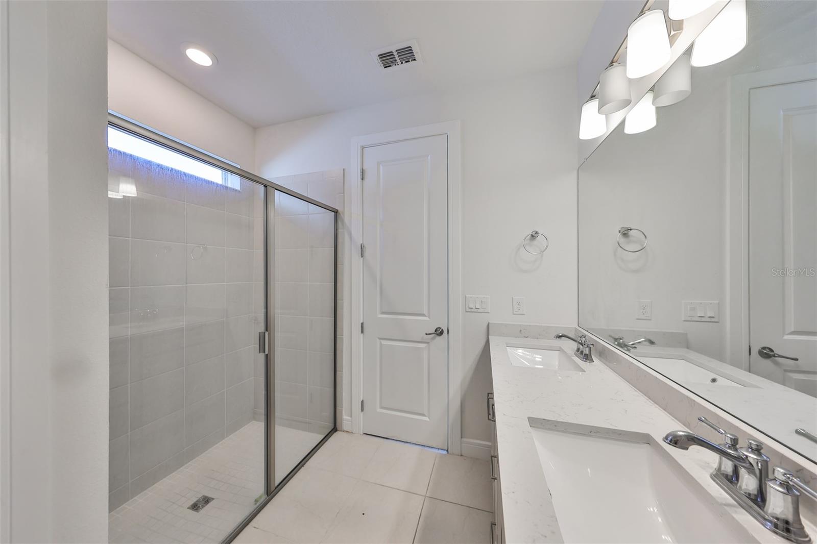 Image 30 of 37 For 36959 Highland Meadows Court