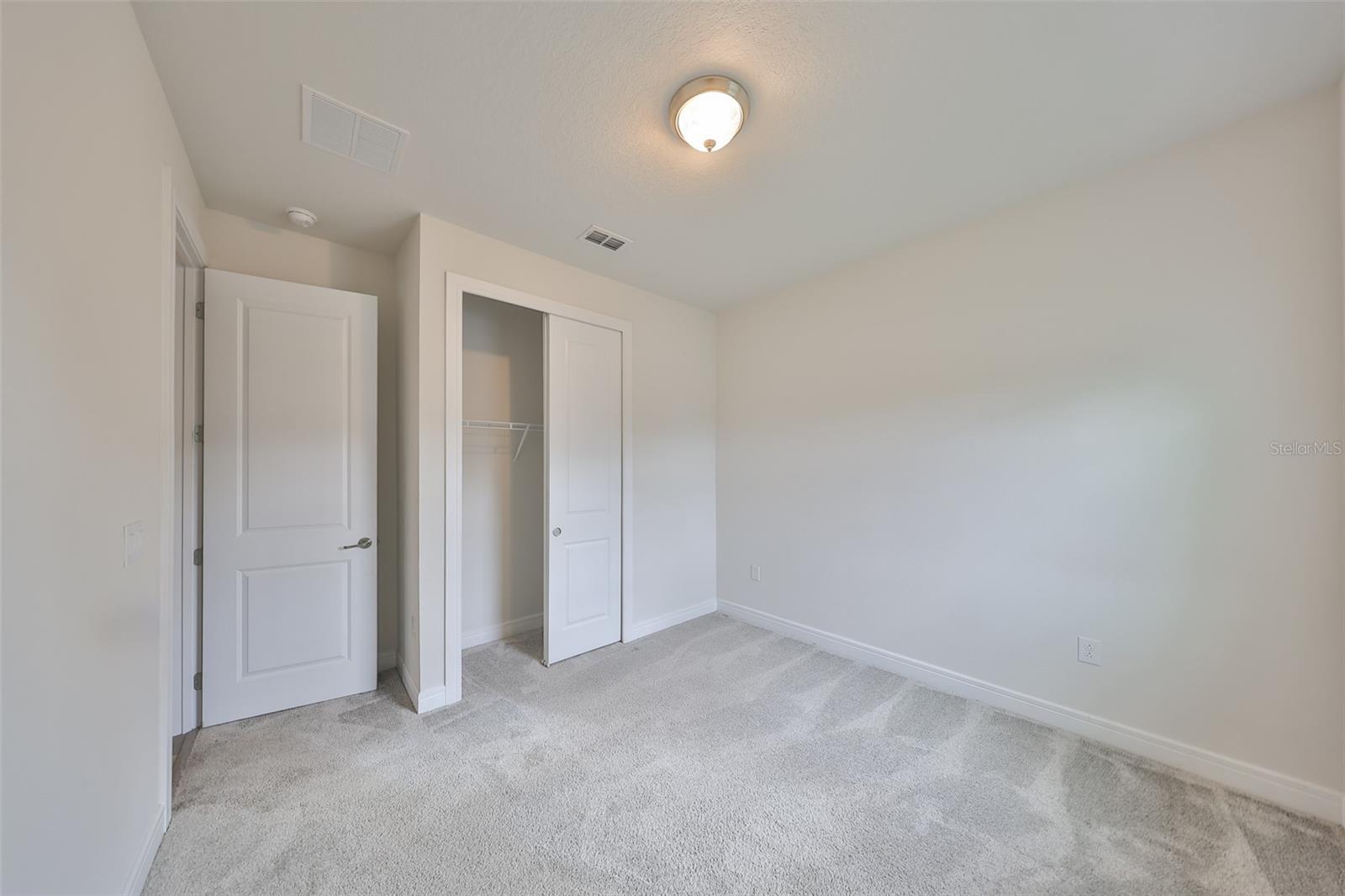 Image 9 of 37 For 36959 Highland Meadows Court