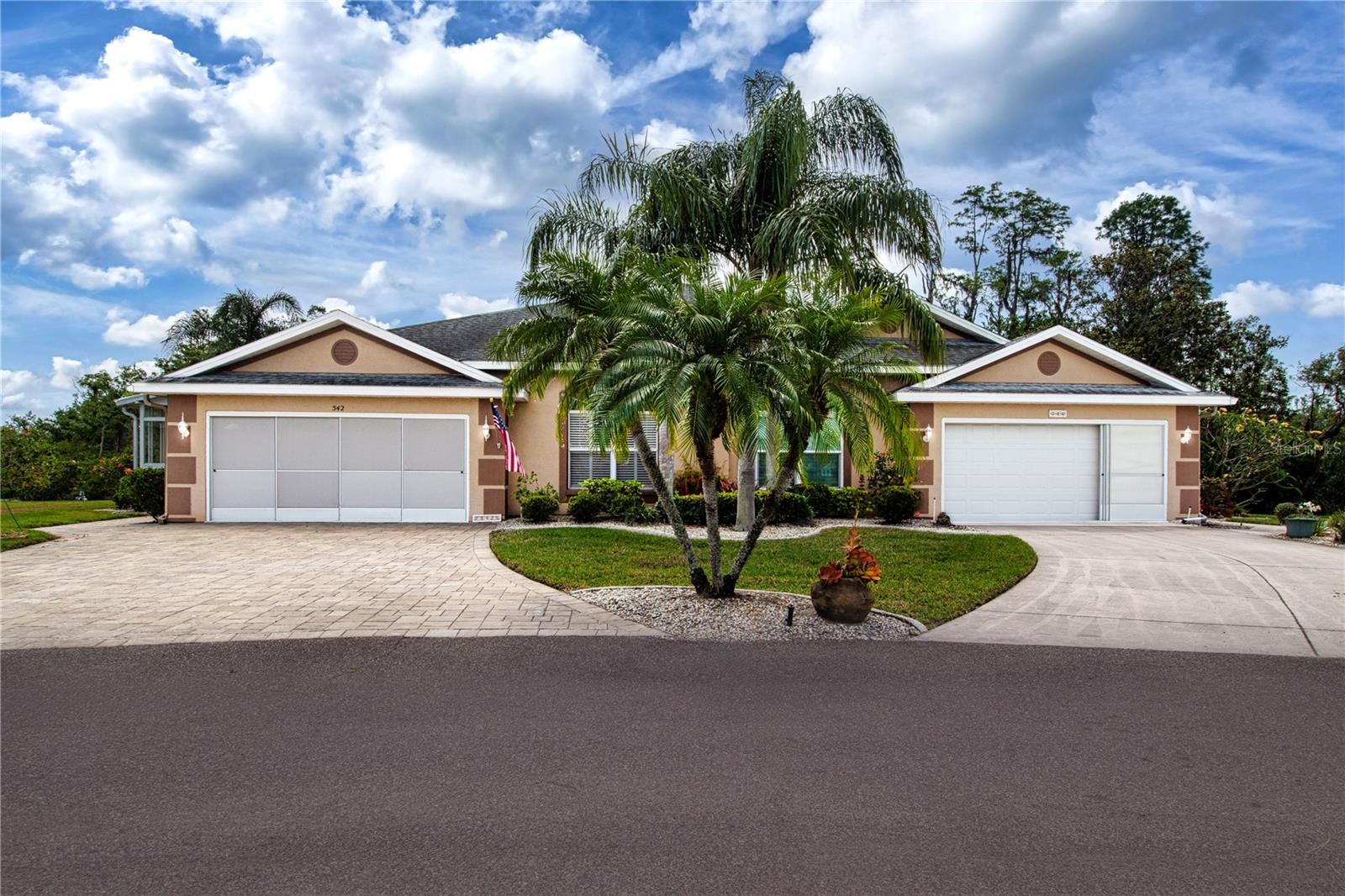 Details for 542 Princeton Greens Court 21, SUN CITY CENTER, FL 33573