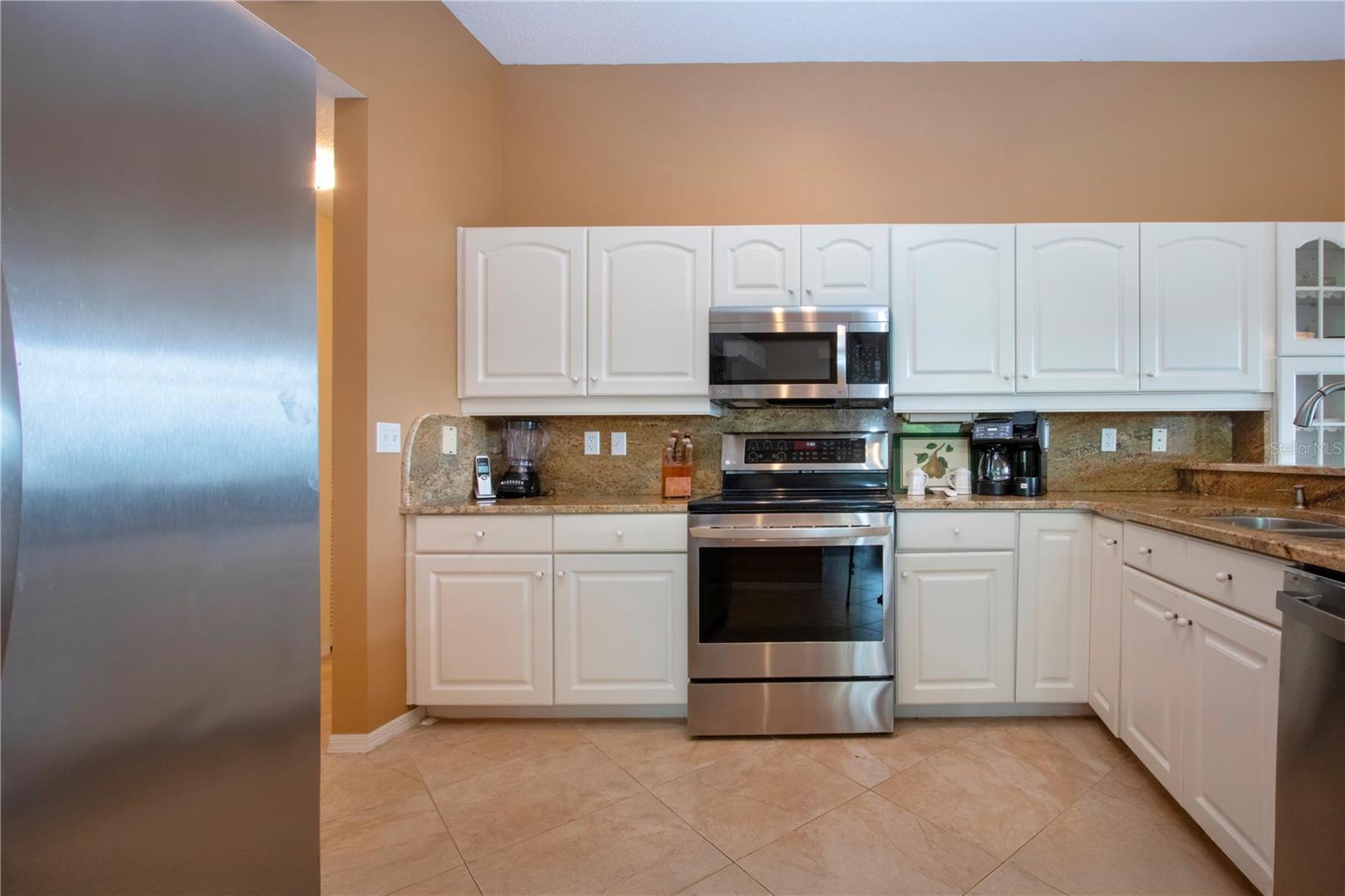 Image 34 of 72 For 542 Princeton Greens Court 21