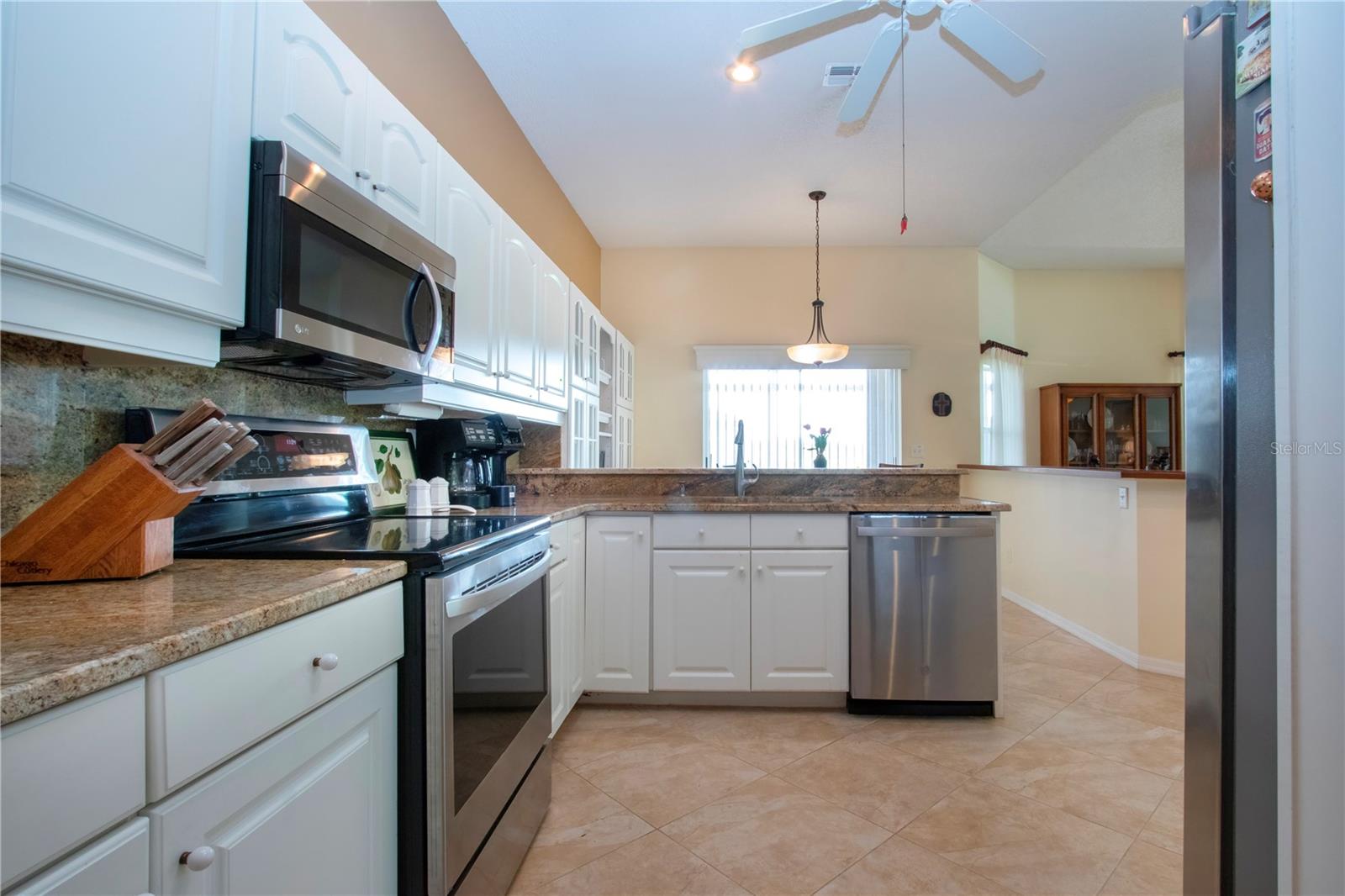 Image 35 of 72 For 542 Princeton Greens Court 21