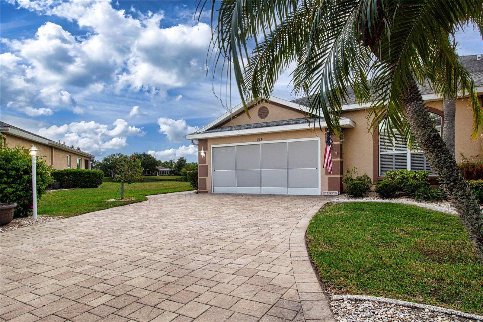 Image 7 of 72 For 542 Princeton Greens Court 21
