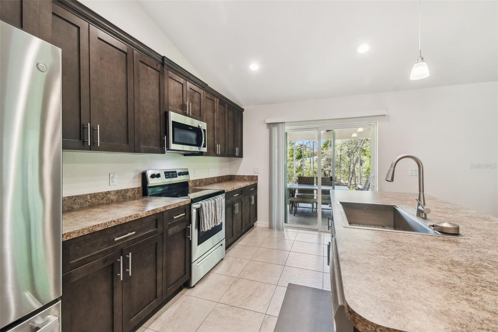 Image 10 of 44 For 11165 Little Gull Road
