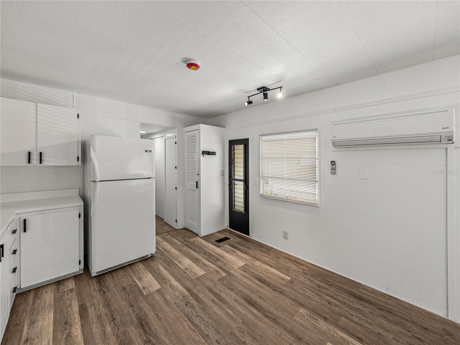 Image 20 of 55 For 3043 Sego Lane