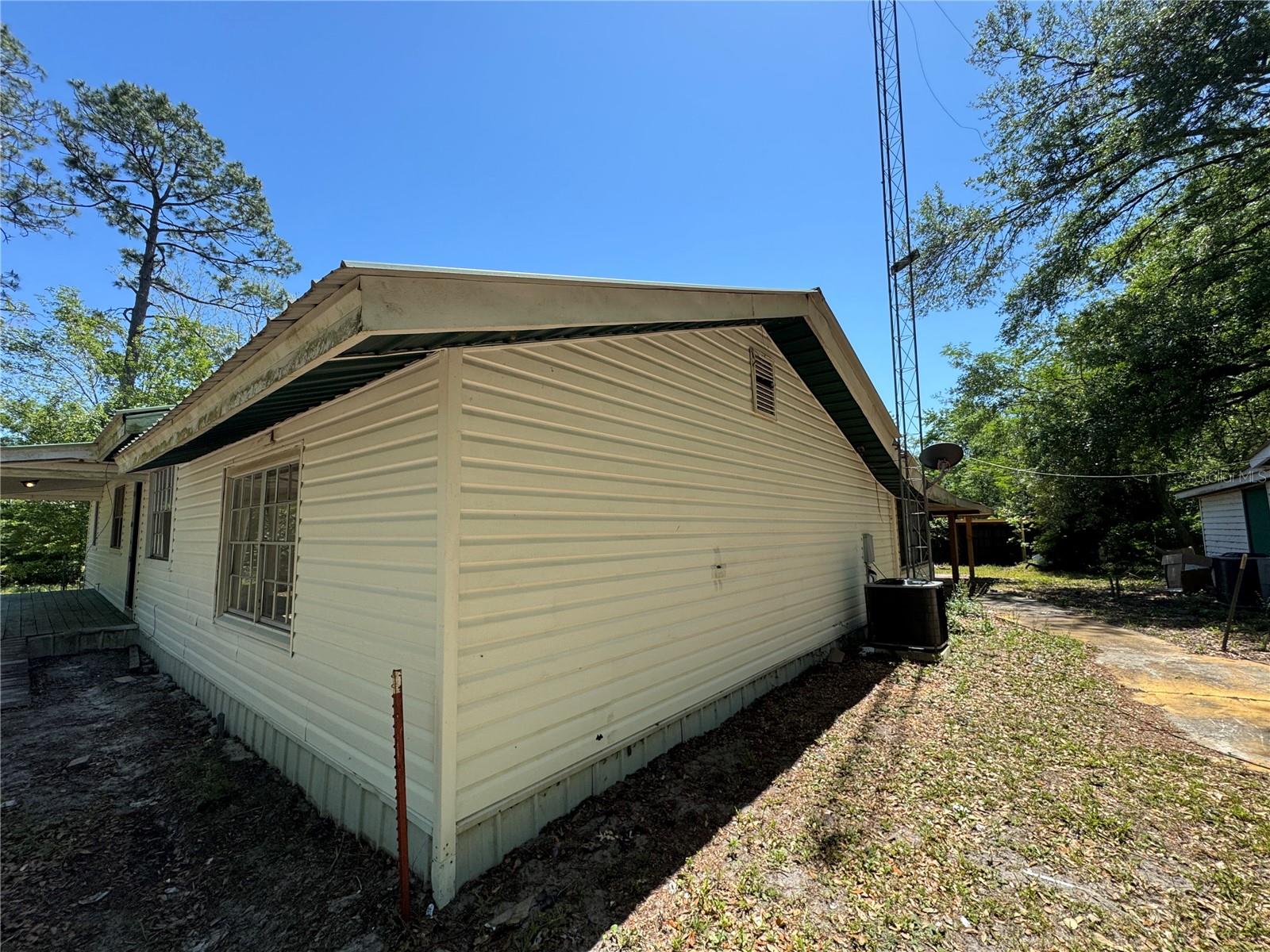 Image 3 of 42 For 15130 104th Street