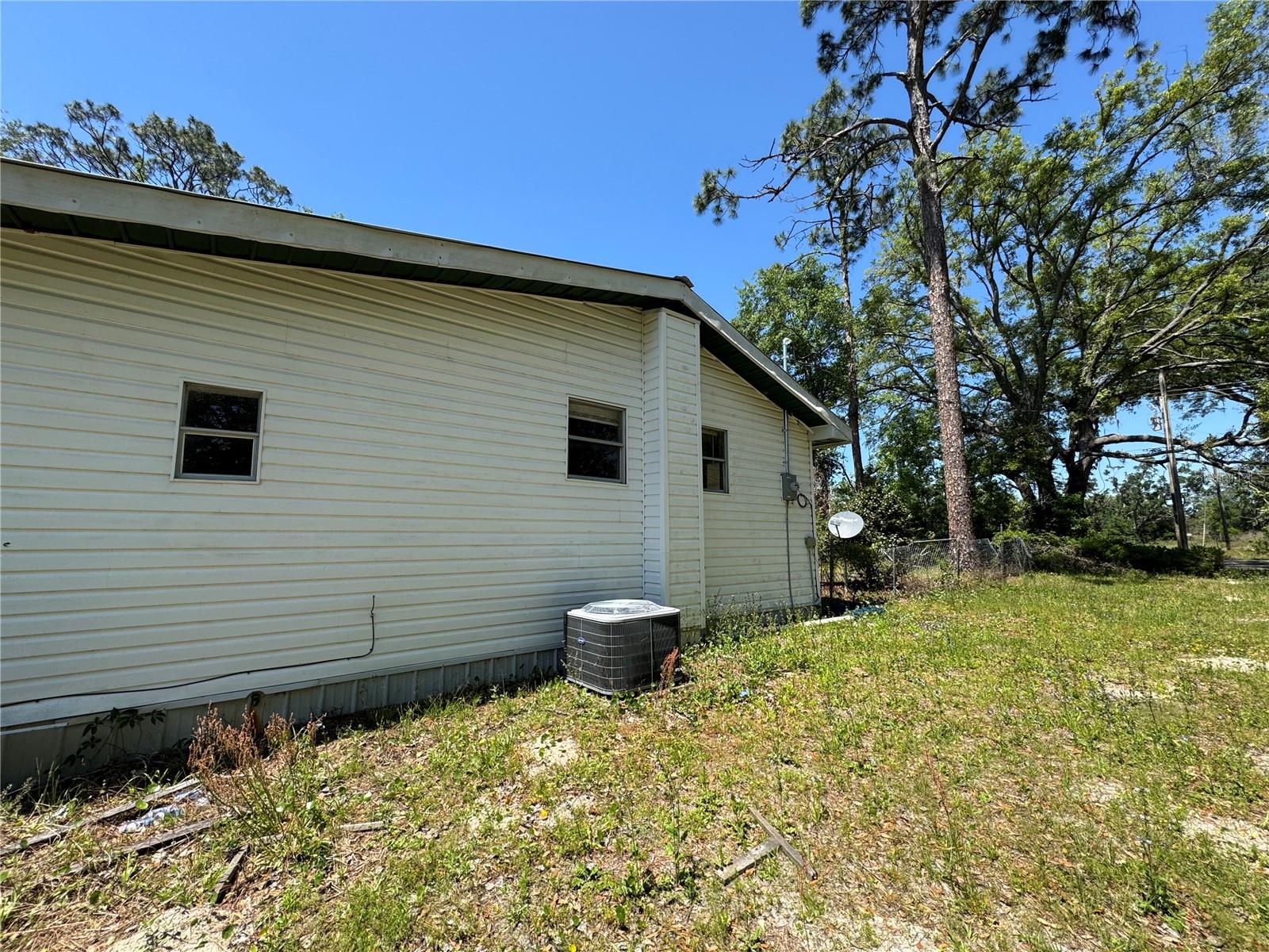 Image 6 of 42 For 15130 104th Street