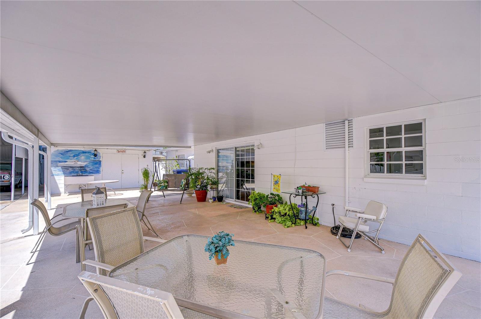 Listing photo id 10 for 6612 Orleans Avenue