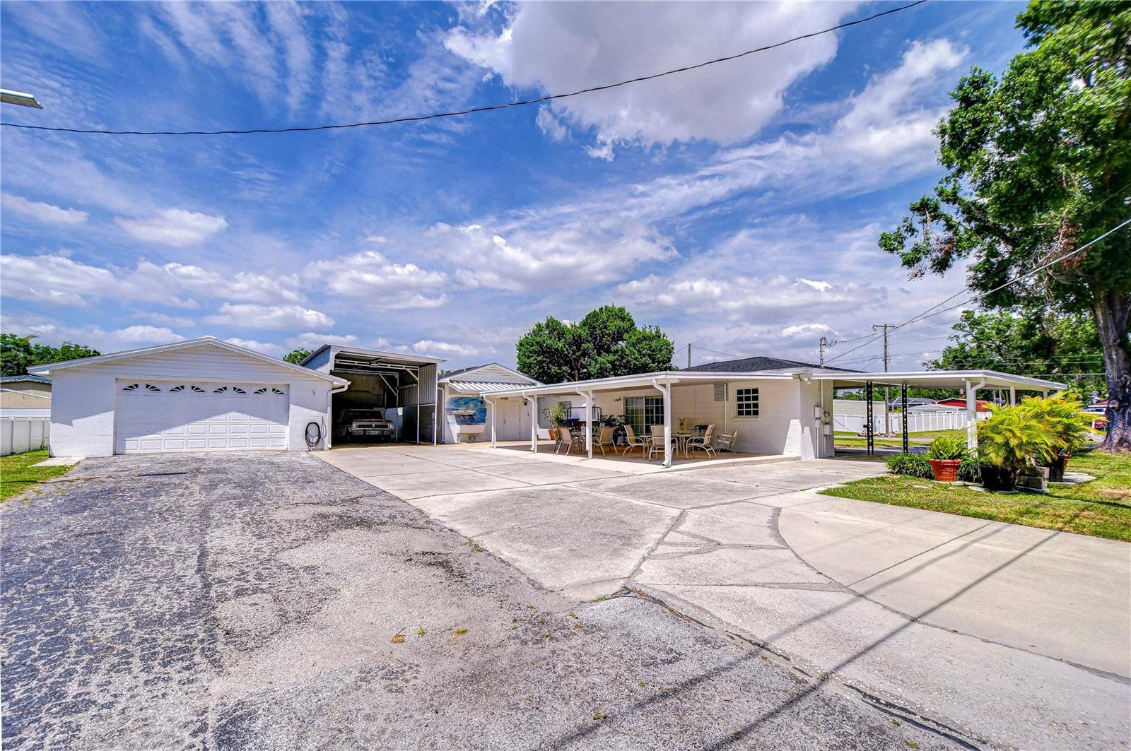 Listing photo id 15 for 6612 Orleans Avenue