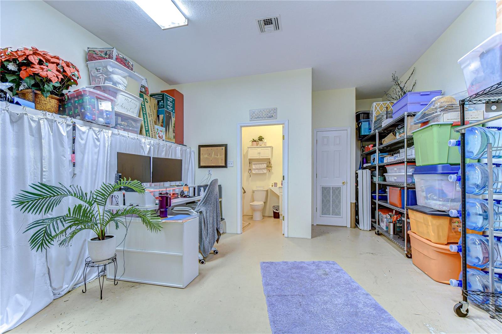 Listing photo id 16 for 6612 Orleans Avenue