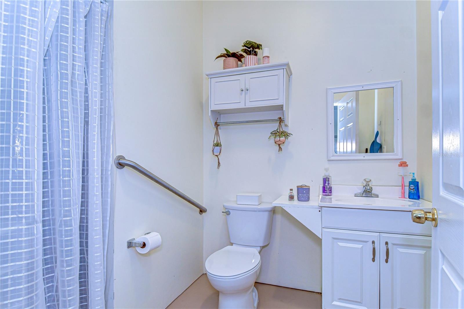 Listing photo id 19 for 6612 Orleans Avenue