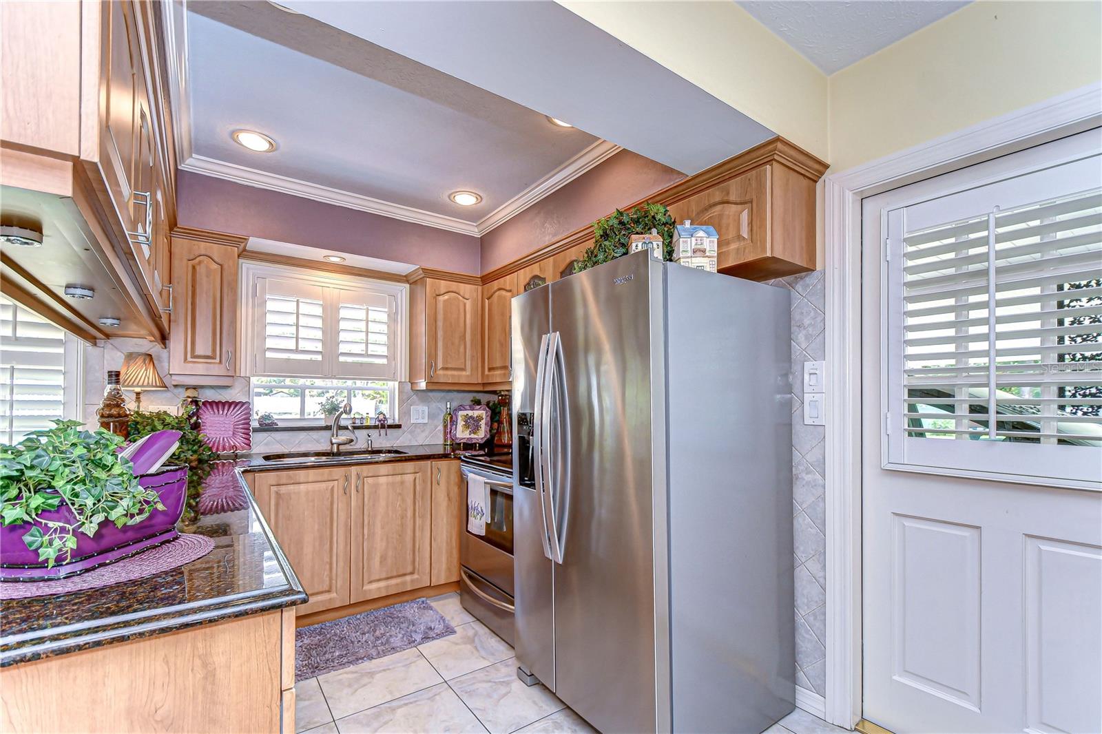Listing photo id 26 for 6612 Orleans Avenue