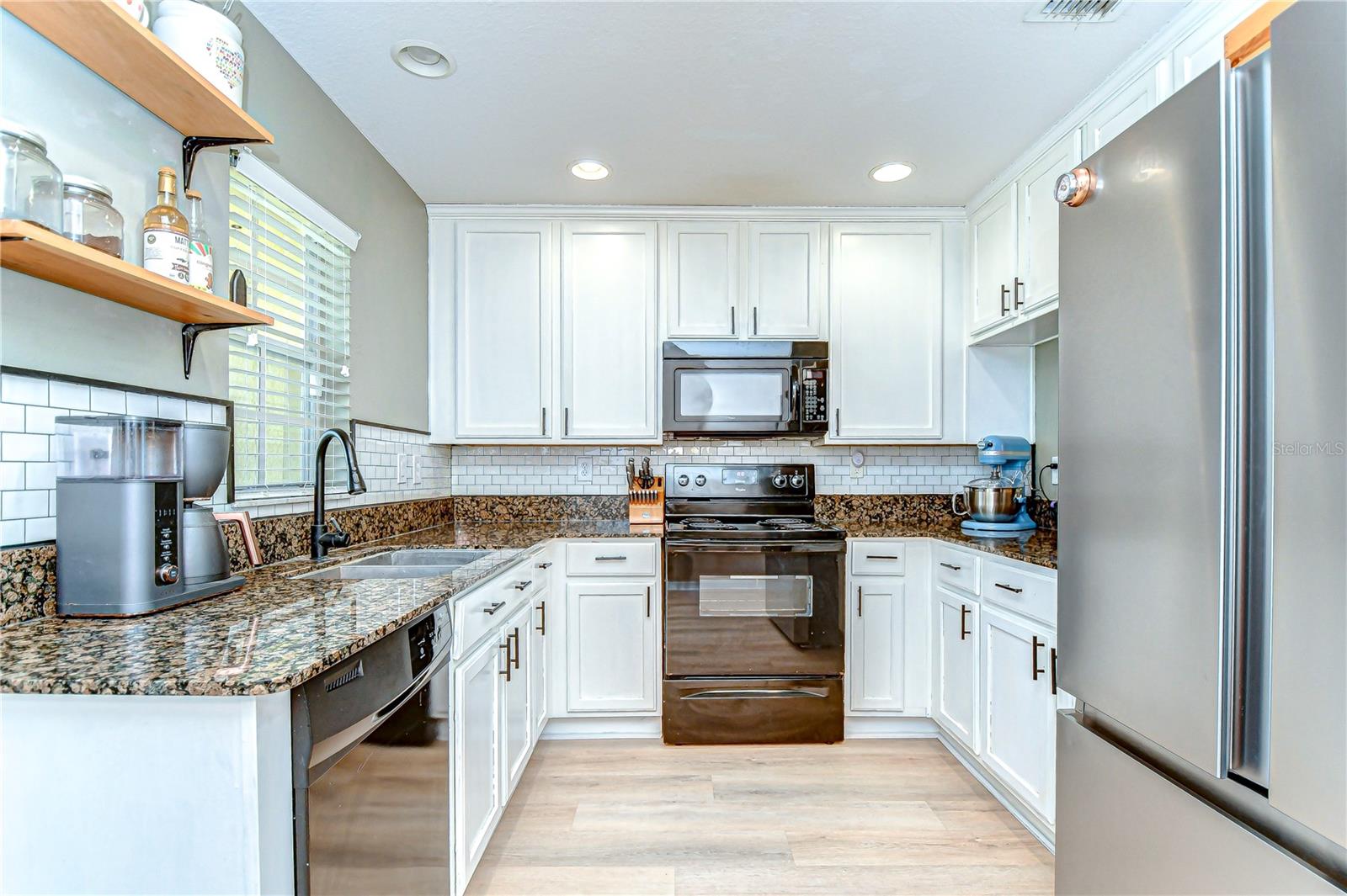 Image 11 of 35 For 10928 Brickside Court