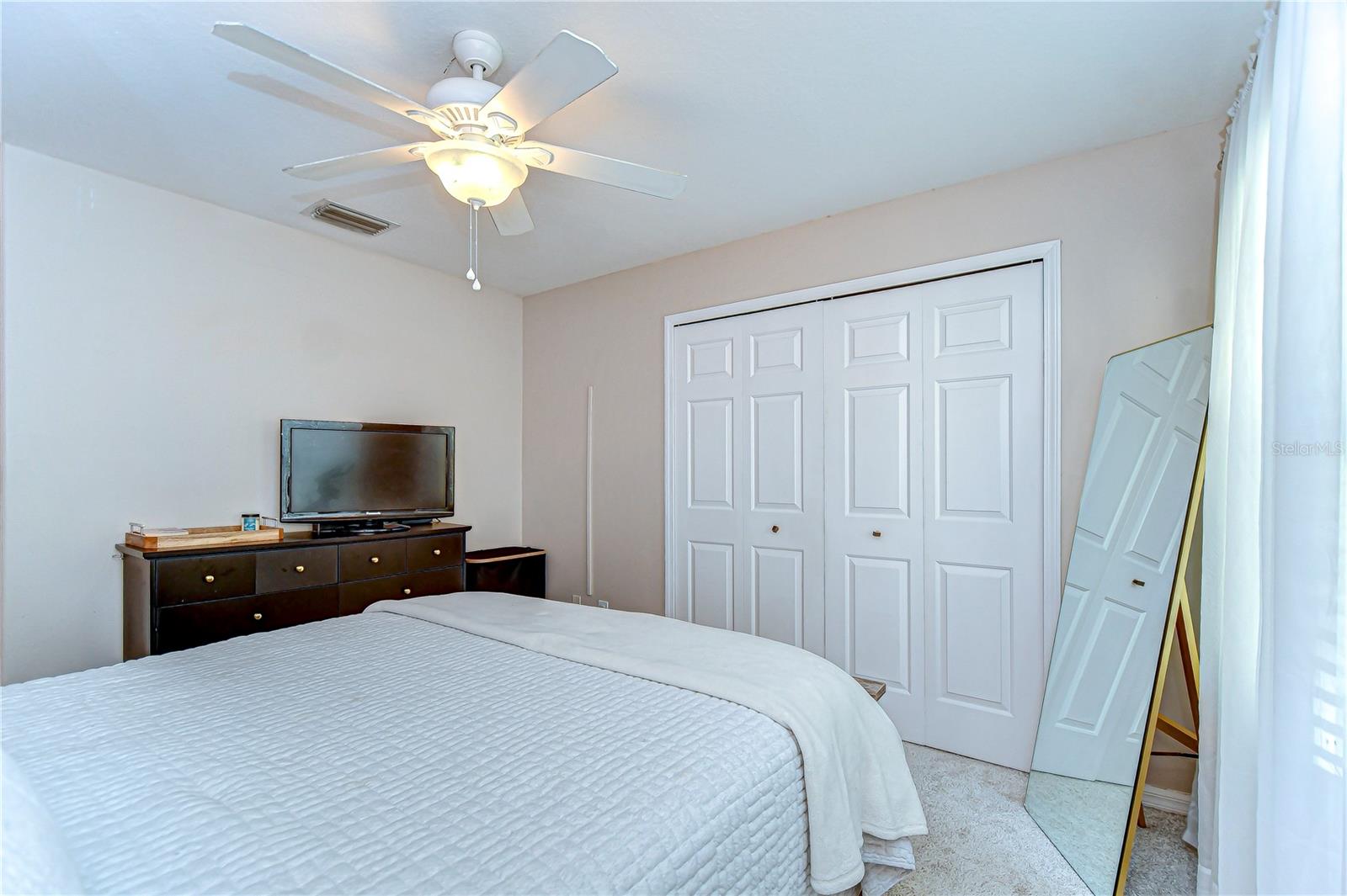 Image 17 of 35 For 10928 Brickside Court