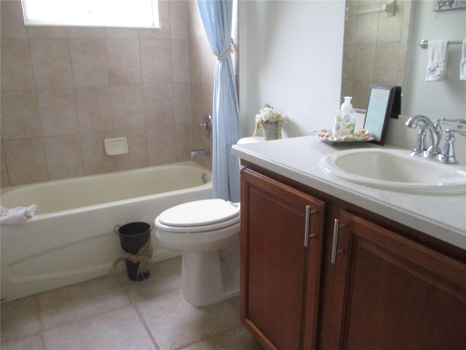 Image 20 of 29 For 443 Noble Faire Drive