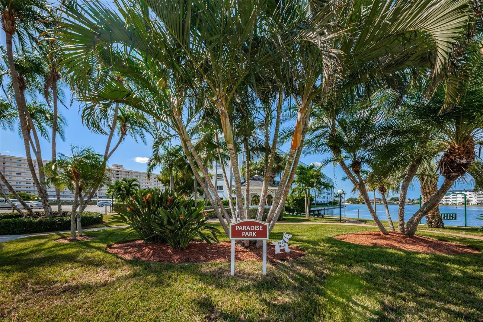 Image 33 of 37 For 5925 Shore Boulevard S 611