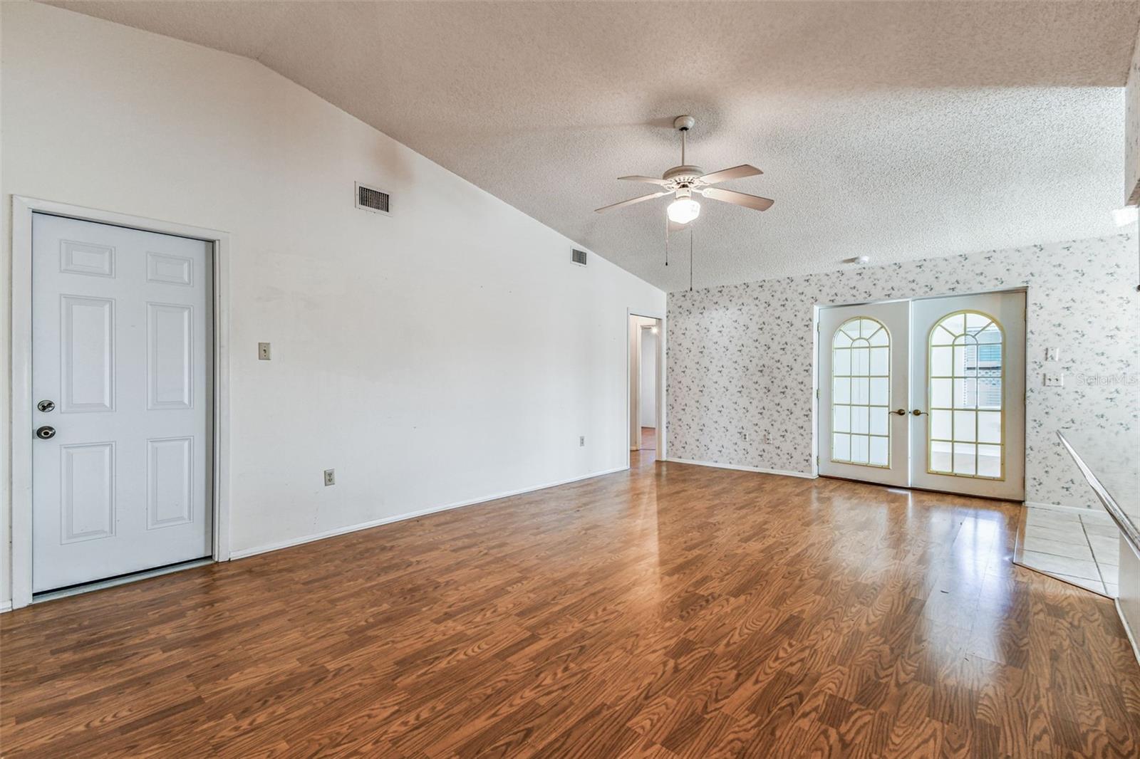 Image 3 of 32 For 254 Timberview Drive