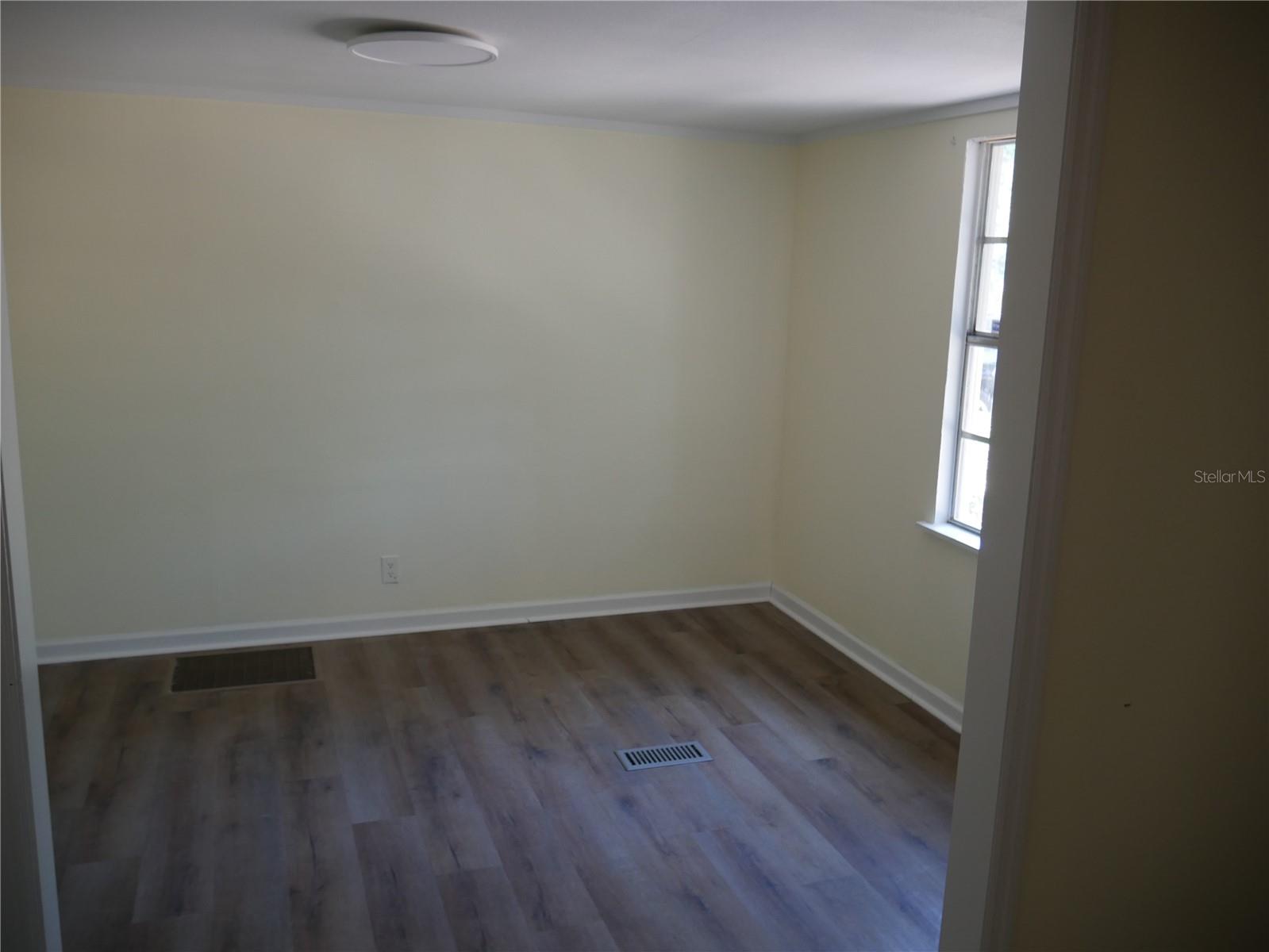 Image 12 of 13 For 8255 Richmond Street