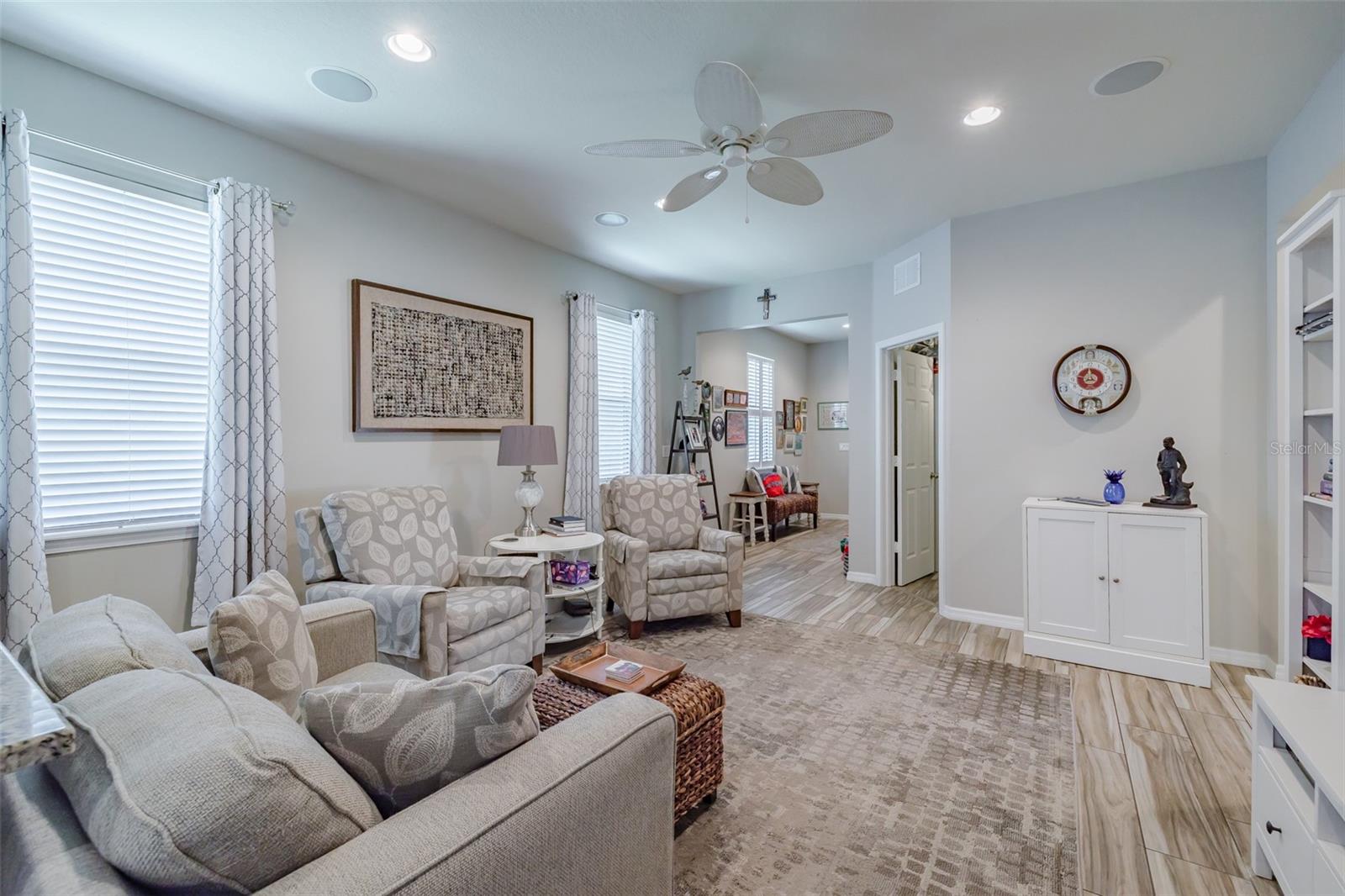 Image 17 of 36 For 4516 Savannah Holly Place