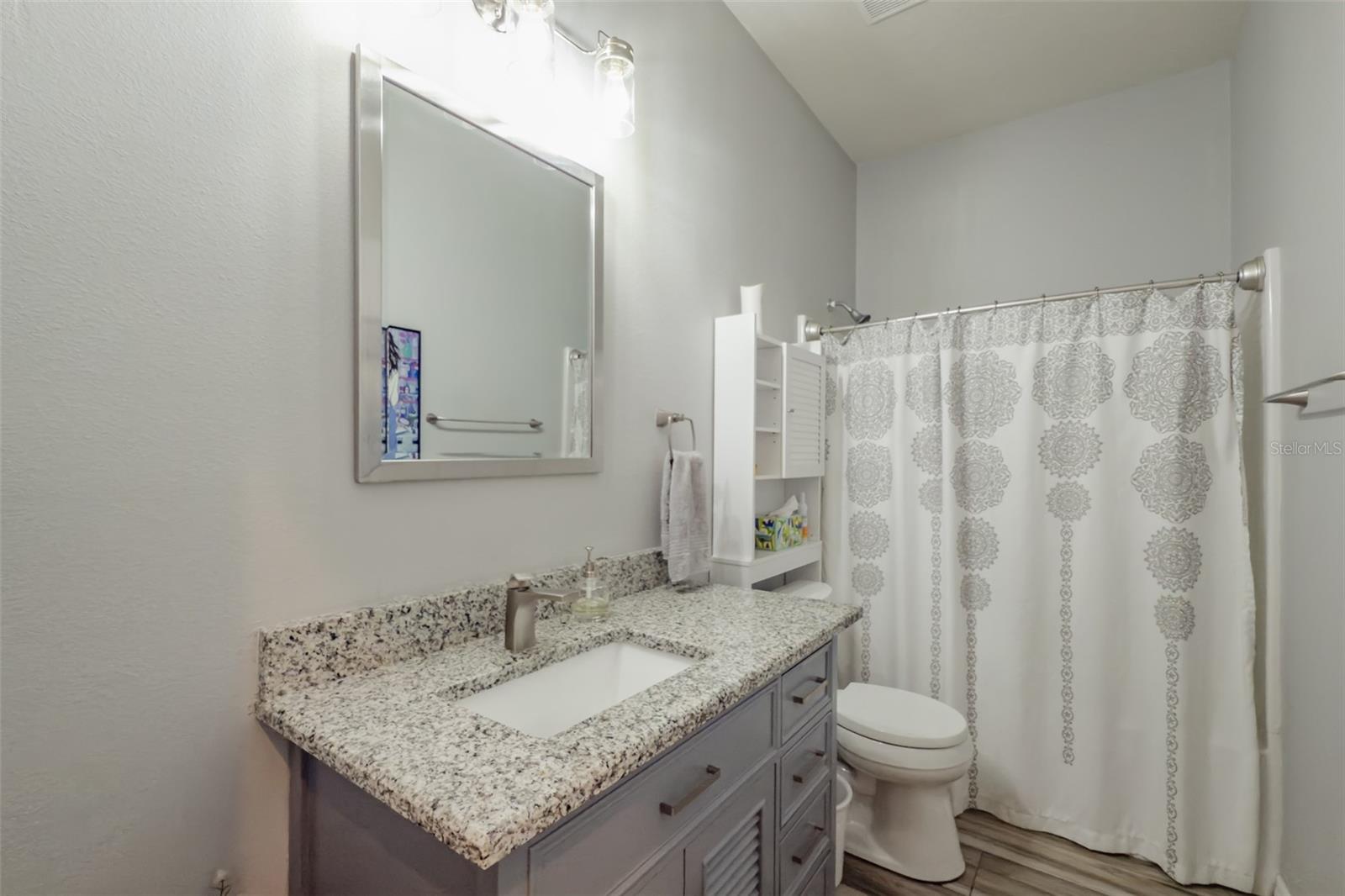 Image 25 of 36 For 4516 Savannah Holly Place
