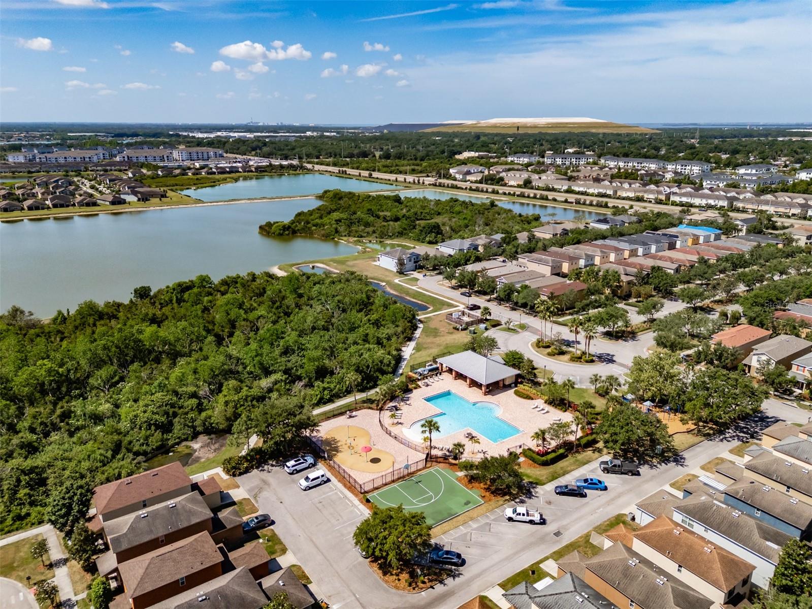 Image 35 of 36 For 4516 Savannah Holly Place