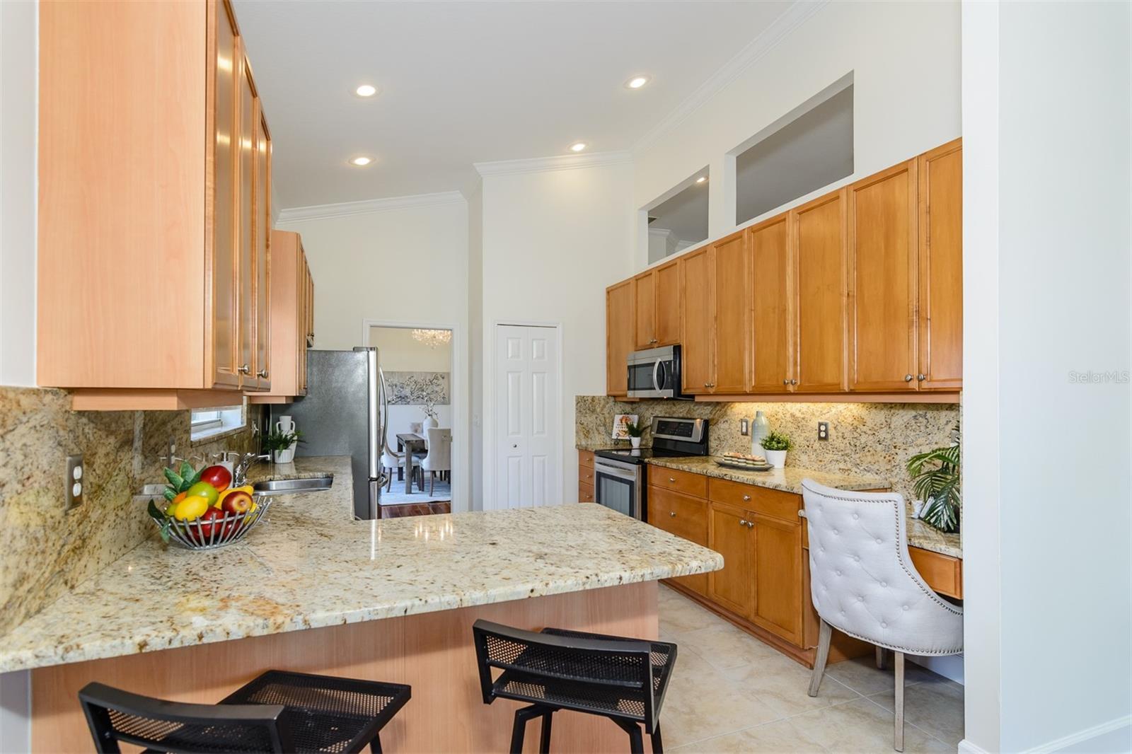 Image 16 of 81 For 3964 Silk Oak Lane