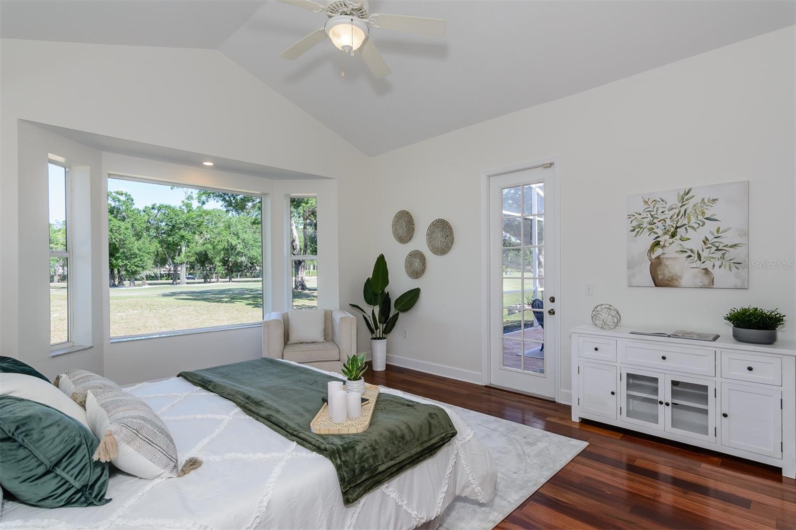Image 26 of 81 For 3964 Silk Oak Lane