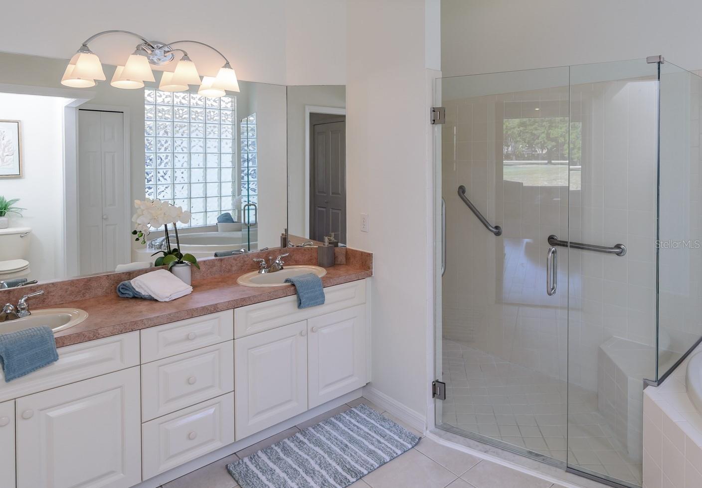 Image 31 of 81 For 3964 Silk Oak Lane