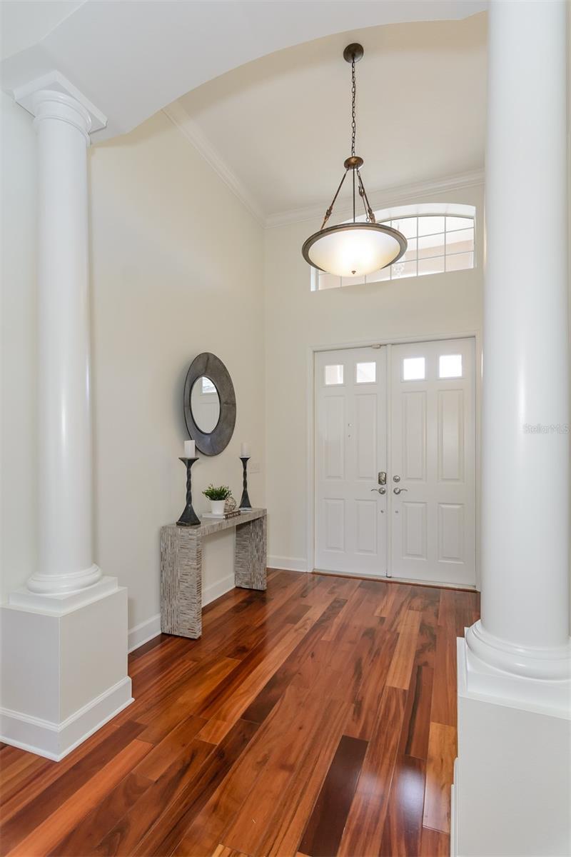 Image 5 of 81 For 3964 Silk Oak Lane