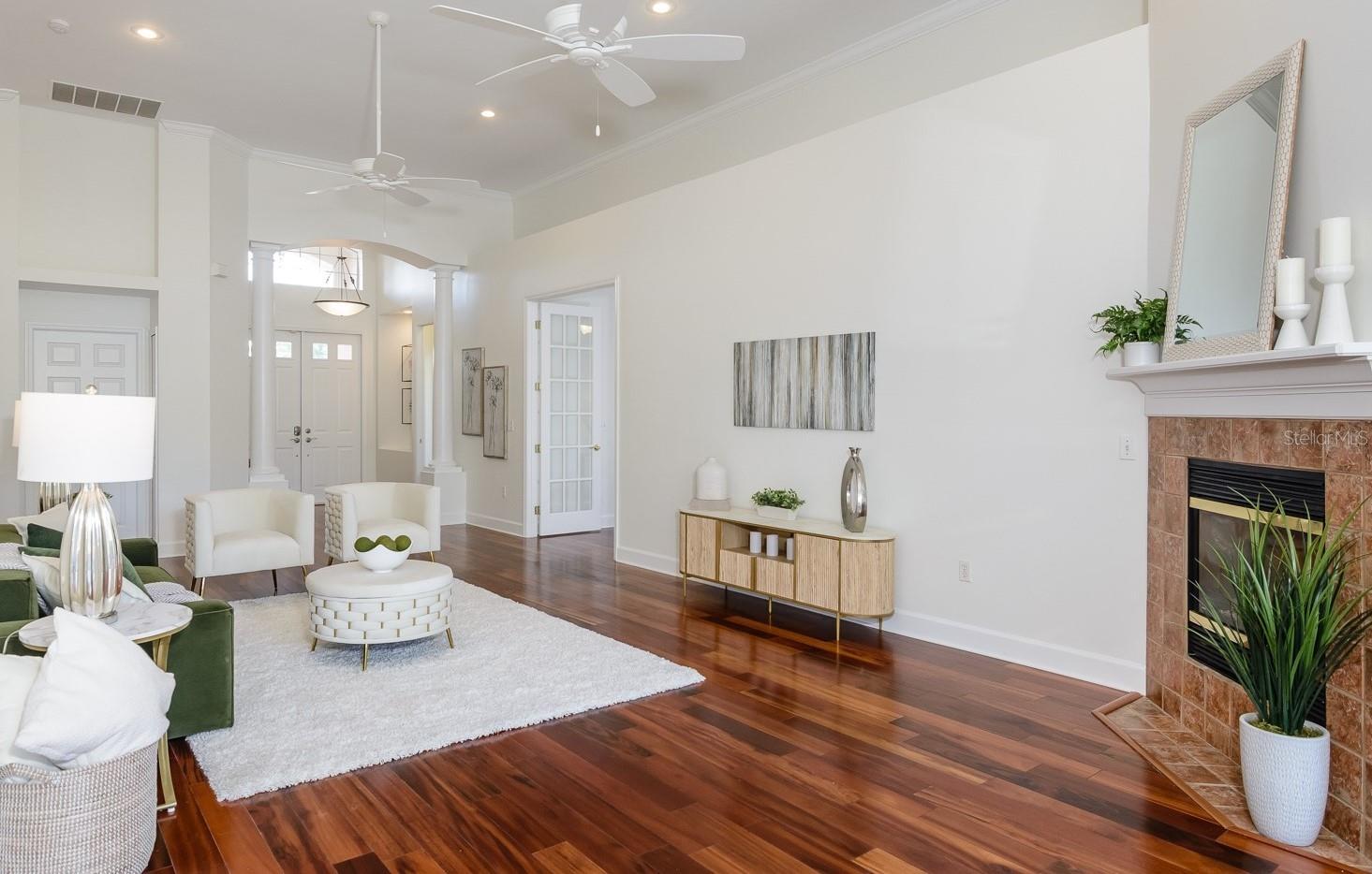 Image 9 of 81 For 3964 Silk Oak Lane