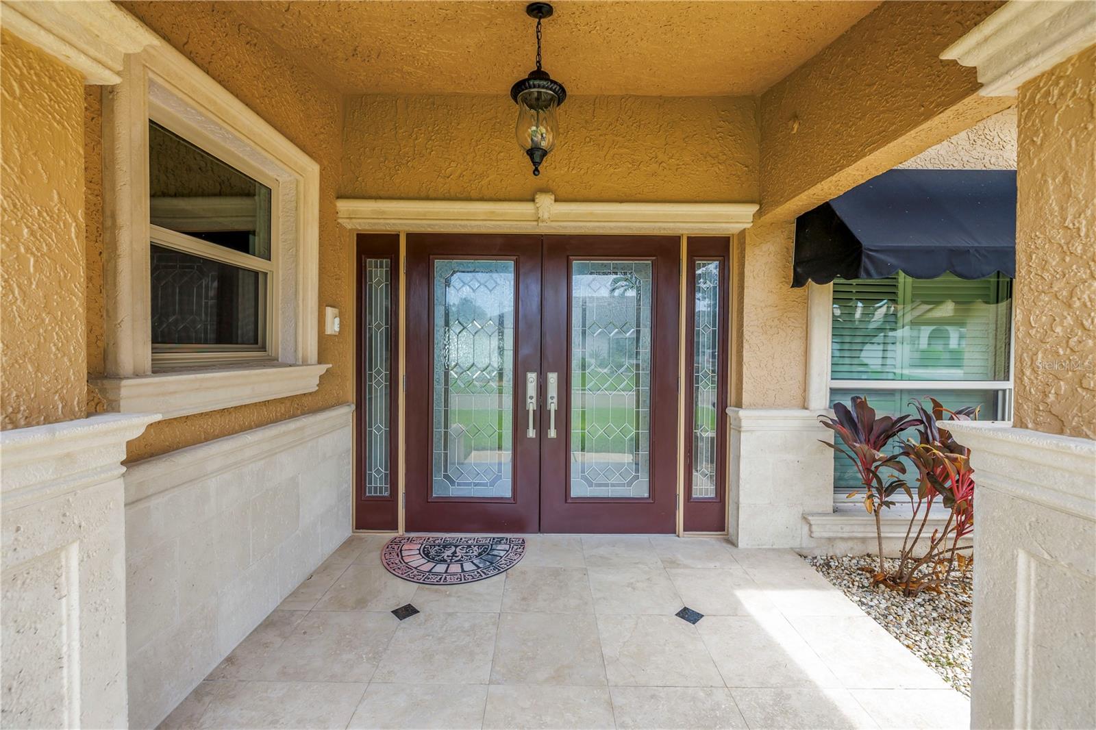 Image 17 of 95 For 4935 58th Avenue S
