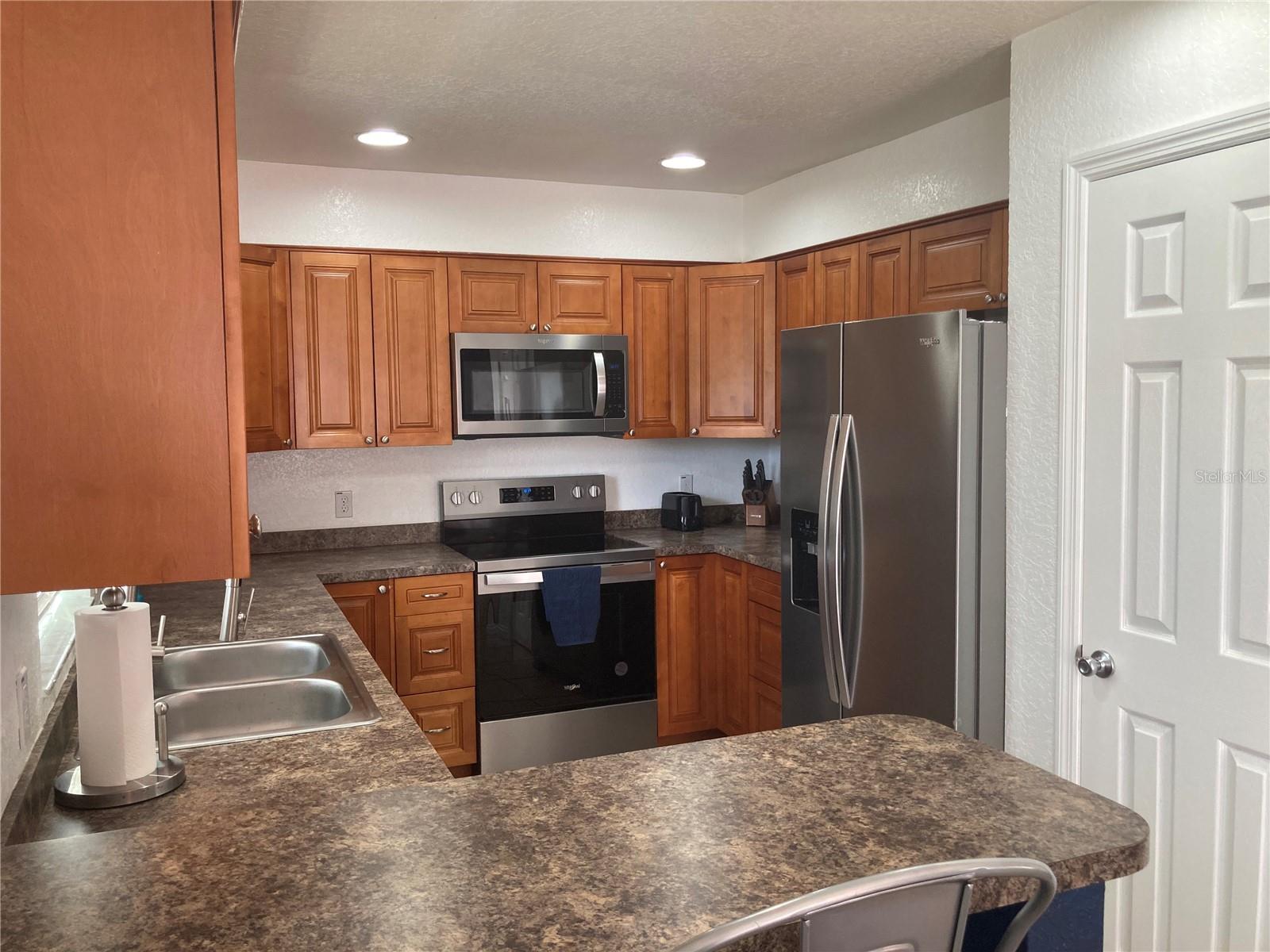 Image 10 of 35 For 1879 Fuller Drive