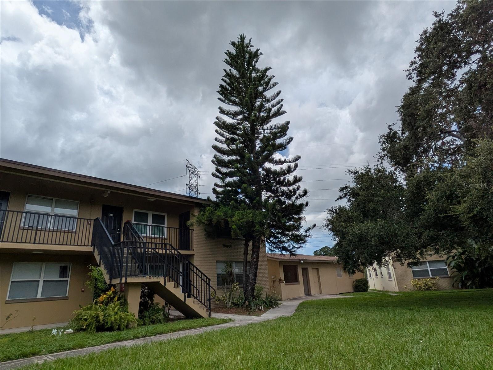Image 21 of 30 For 2500 Harn Boulevard B12