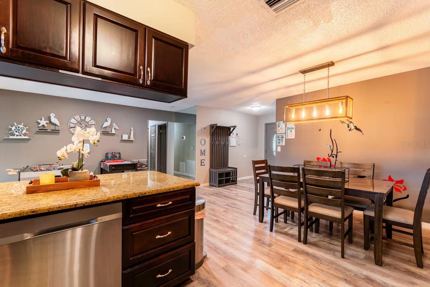 Image 3 of 18 For 2460 Beacon Groves Boulevard