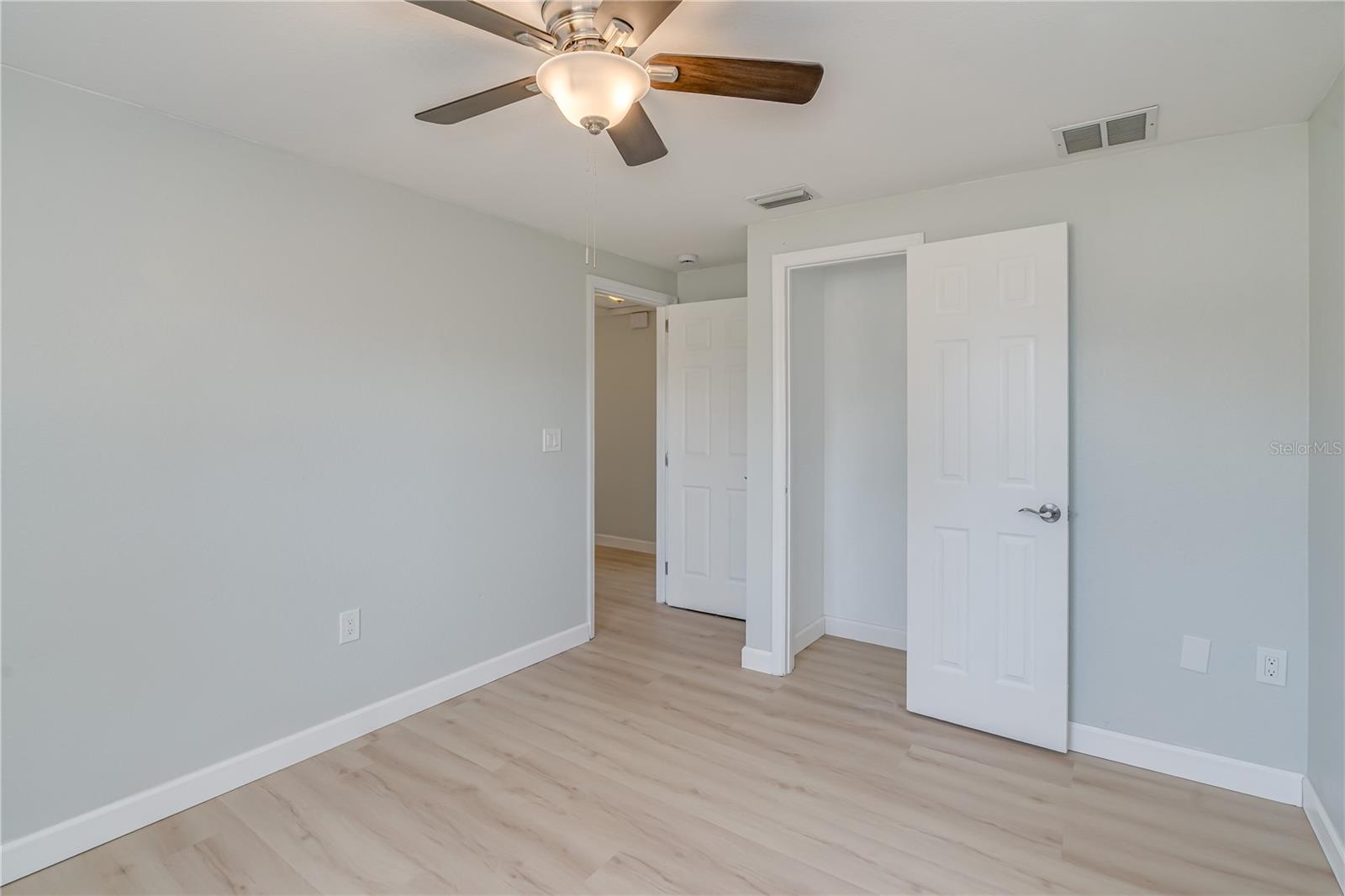 Image 15 of 30 For 8805 58th Lane N