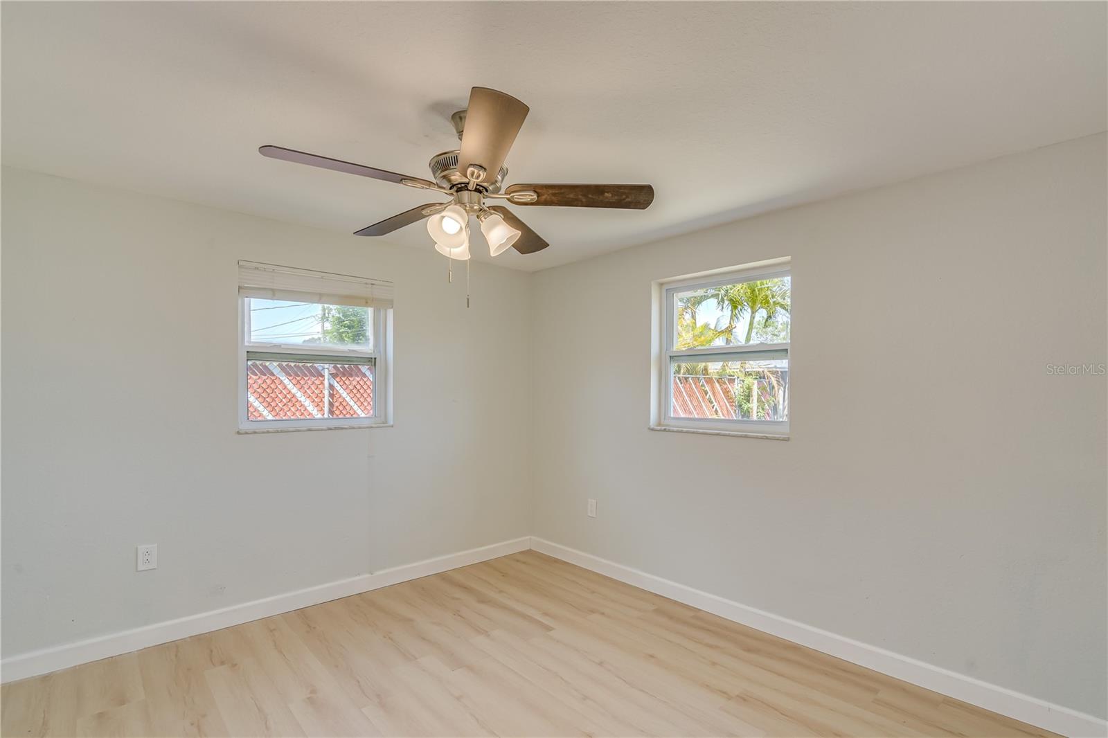 Image 20 of 30 For 8805 58th Lane N